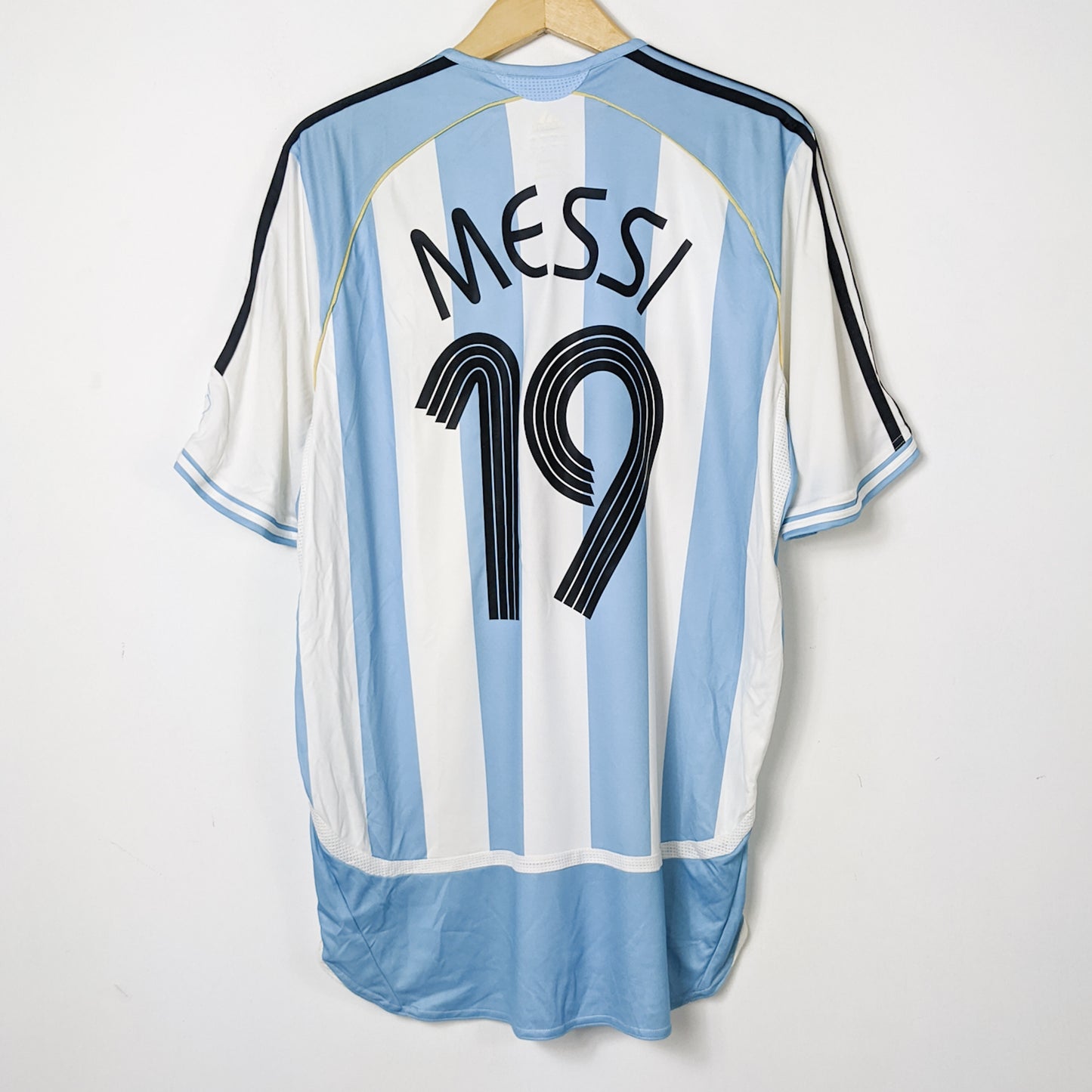 Original Argentina 2006 Home - Messi #19 Size L