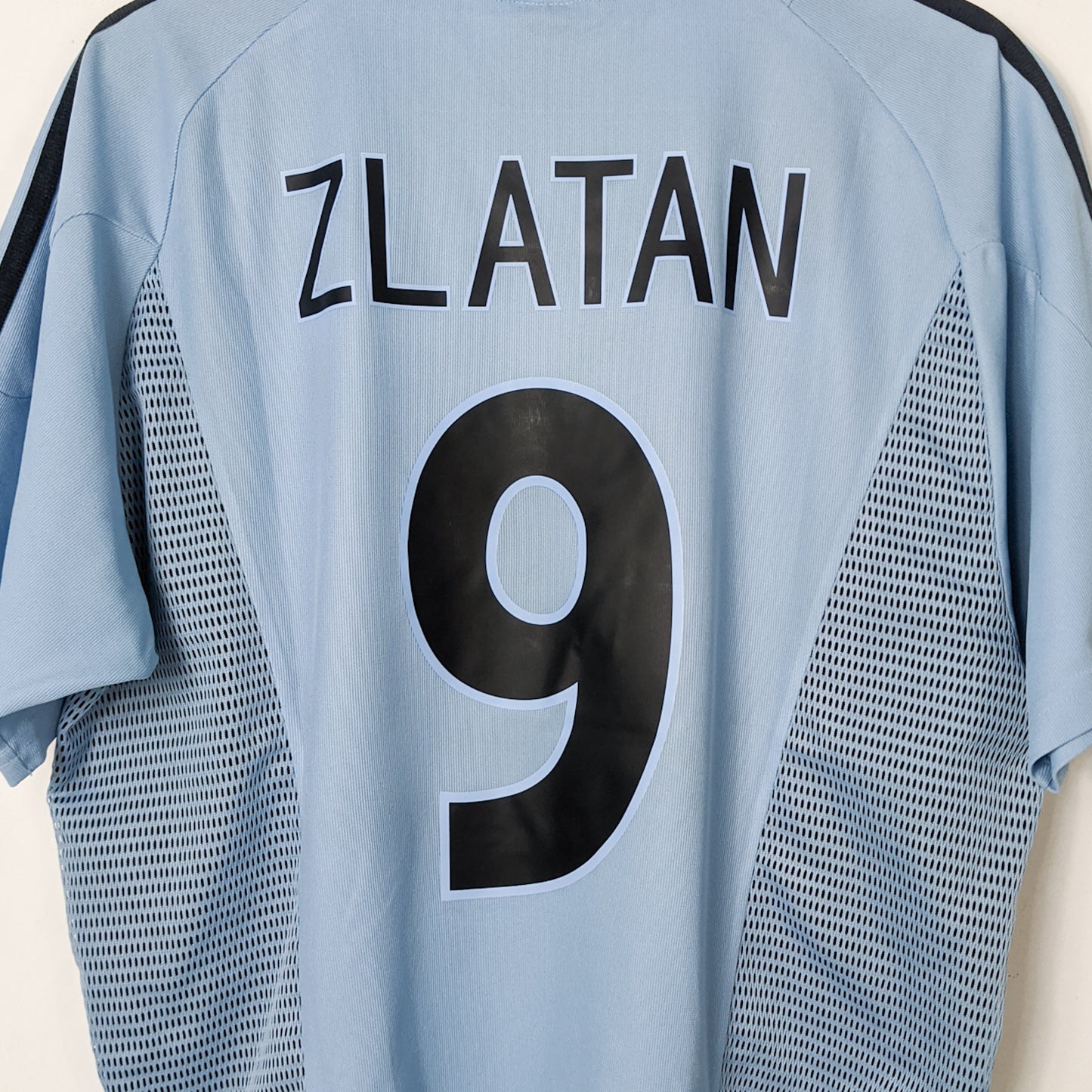 Original Ajax 2002/03 Away - Zlatan #9 Size L