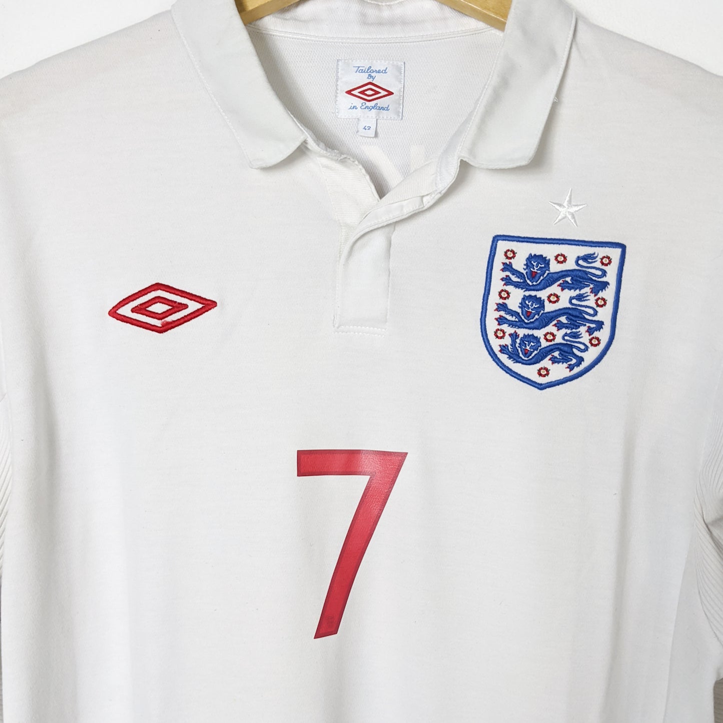 Original England 2009/10 Home - Beckham #7 Size XL (Long Sleeve)