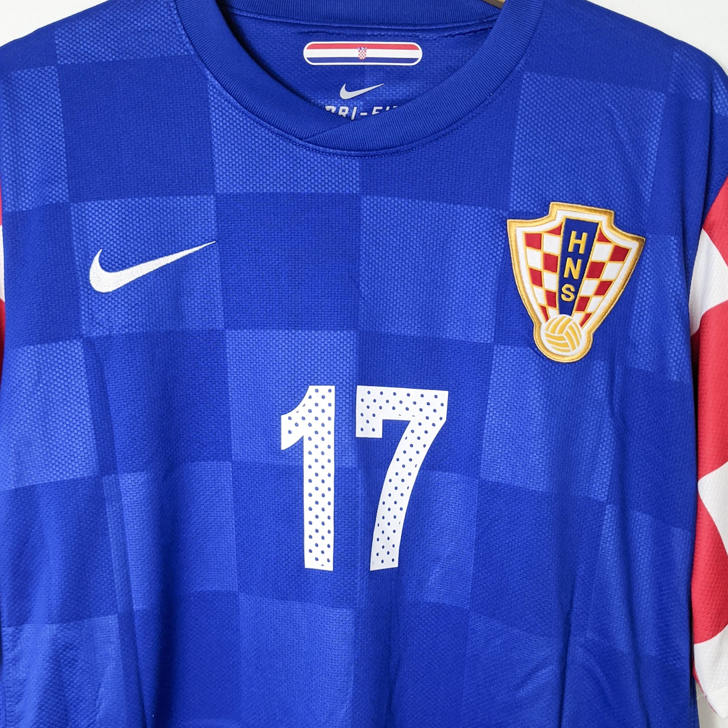 Original Croatia 2010/12 Away - Mandzukic #17 Size L