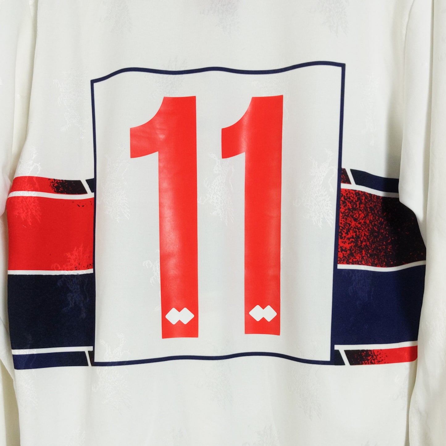 Original Genoa 1994/95 Away - Kazu #11 Size L (Long Sleeve)