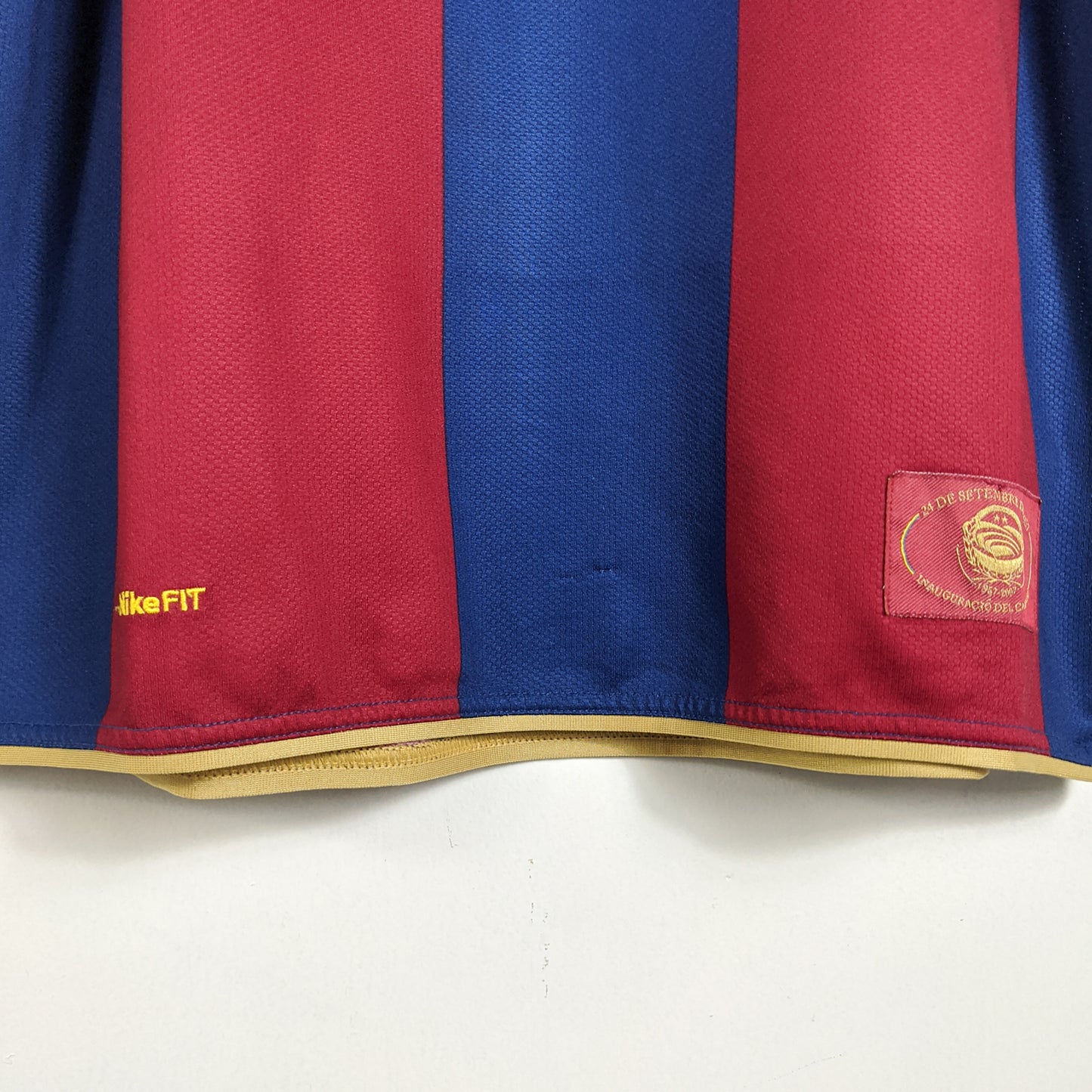 Original Barcelona 2007/08 Home - Ronaldinho #10 Size L