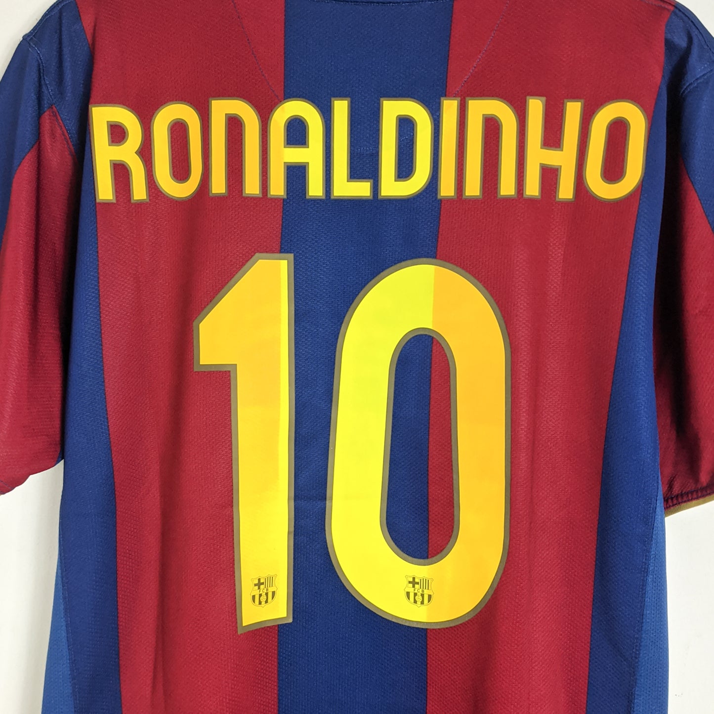Original Barcelona 2007/08 Home - Ronaldinho #10 Size L