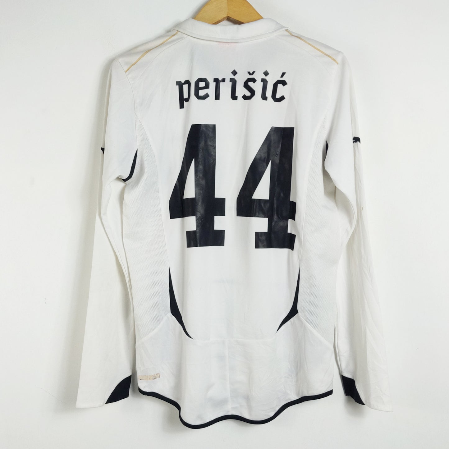 Original Club Brugge 2010/11 Away - Perisic #44 Size M (Long Sleeve)