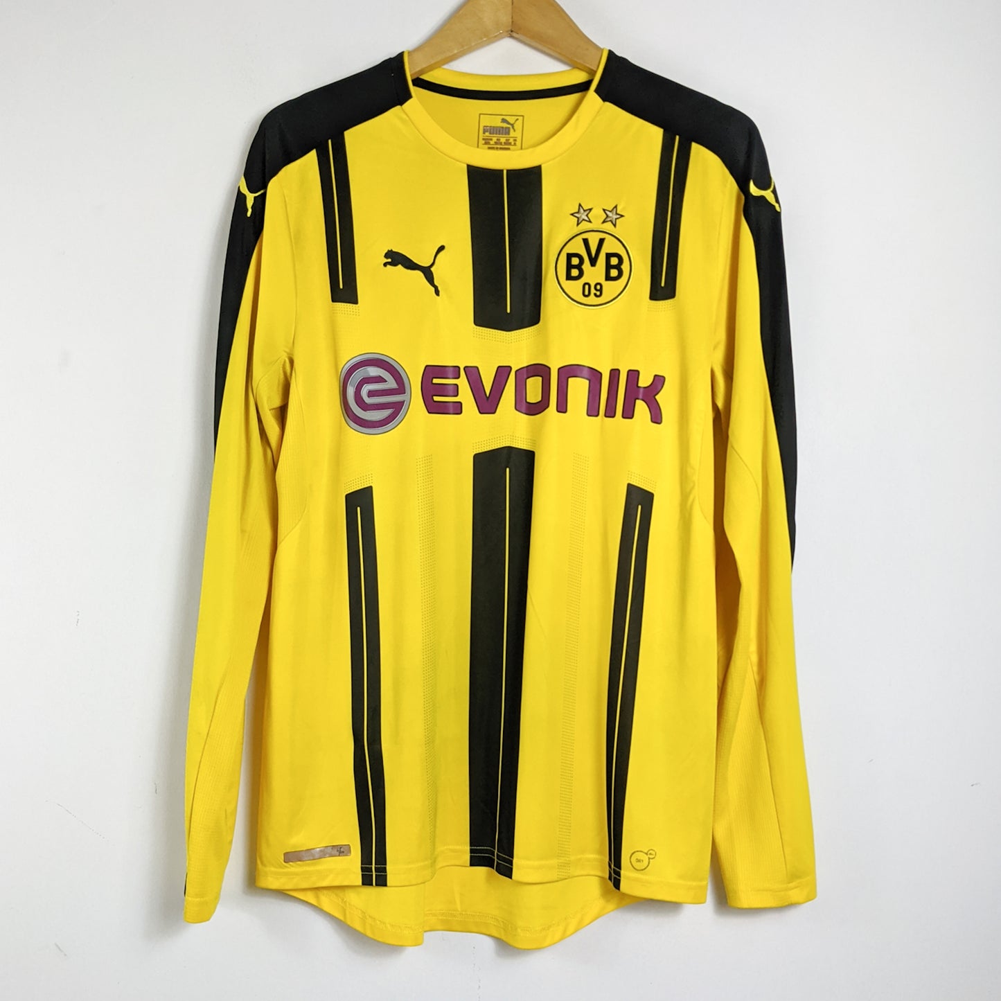 Original Dortmund 2016/17 Home - Reus #11 Size M (Long Sleeve)