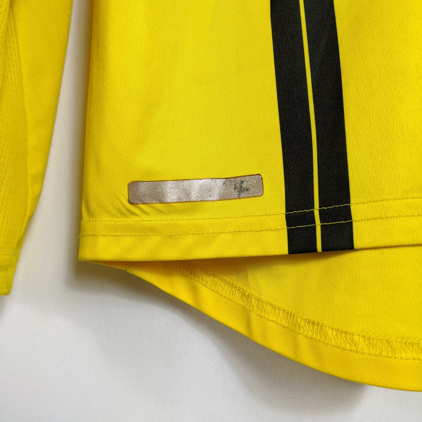 Original Dortmund 2016/17 Home - Reus #11 Size M (Long Sleeve)