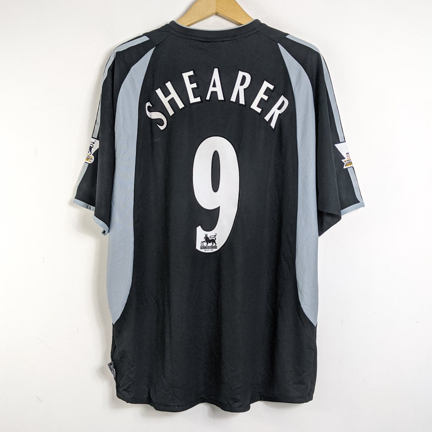 Original Newcastle 2003/04 Away - Shearer #9 Size XL