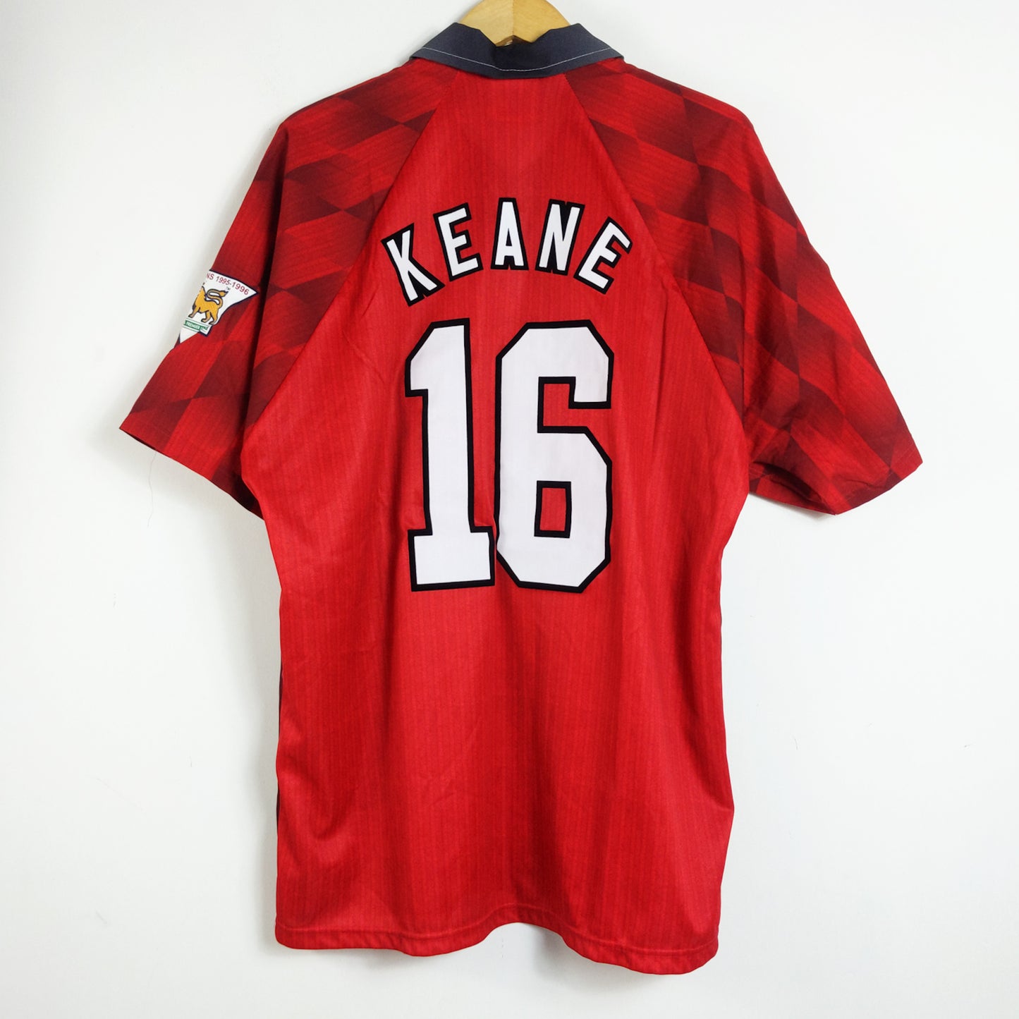Original Manchester United 1996/97 Home - Keane #16 Size XL