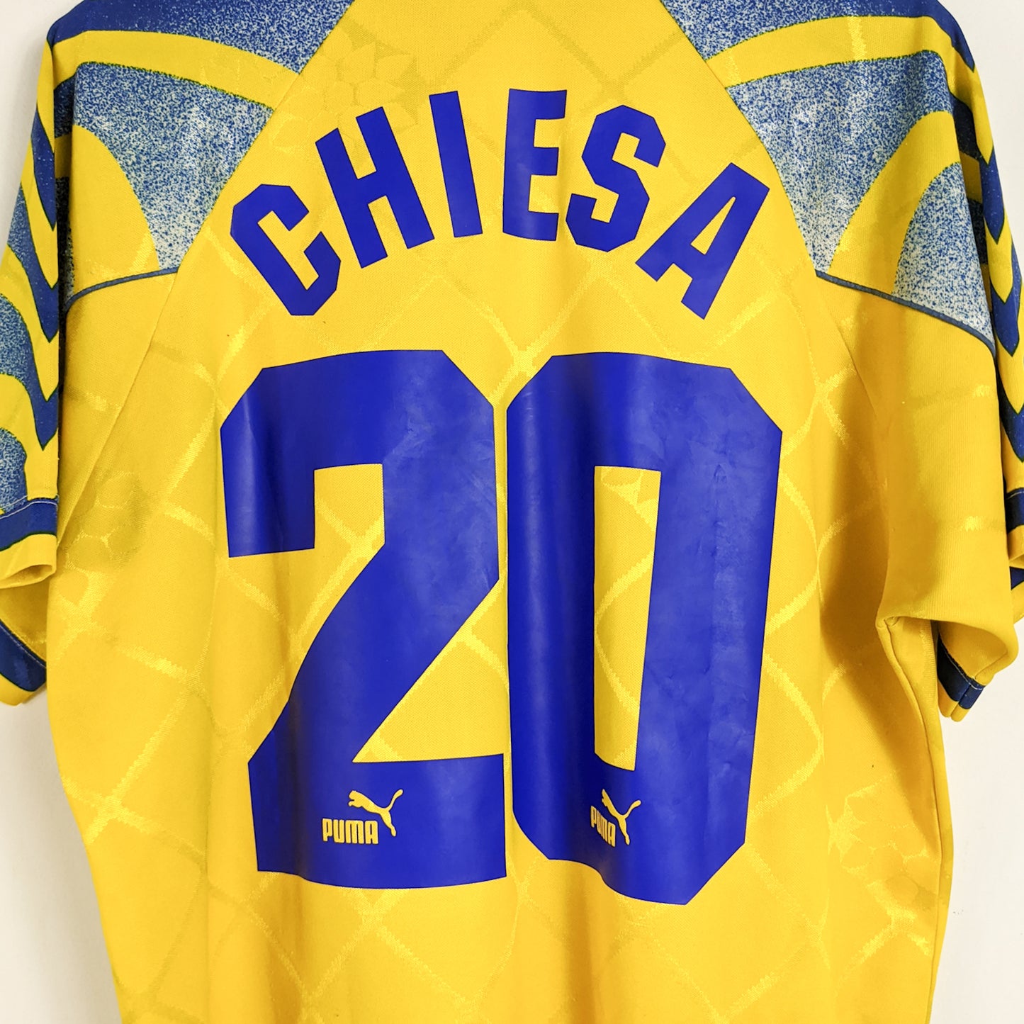 Original Parma 1995/97 Home - Chiesa #20 Size XL