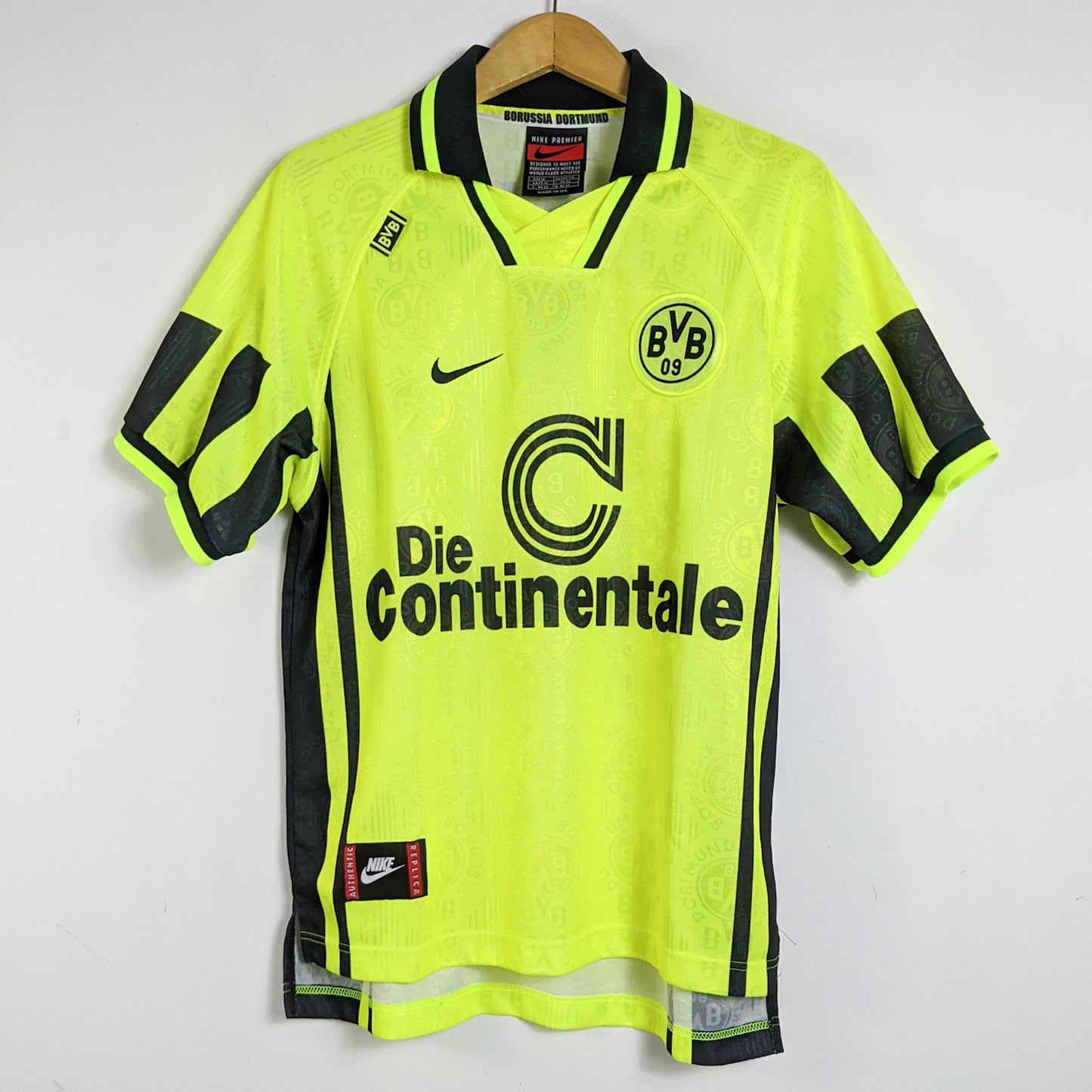 Original Dortmund 1996/97 Home - Chapuisat #9 Size M