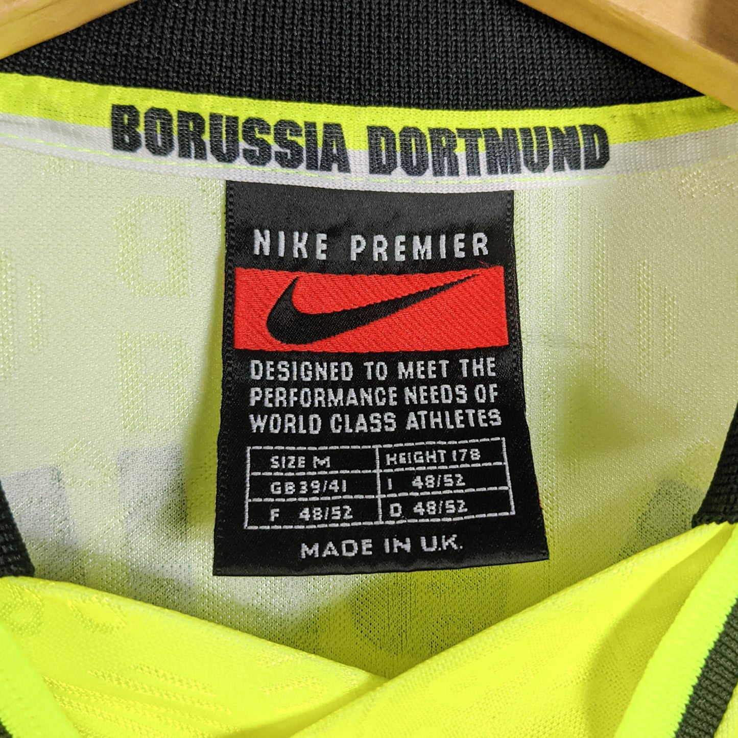 Original Dortmund 1996/97 Home - Chapuisat #9 Size M