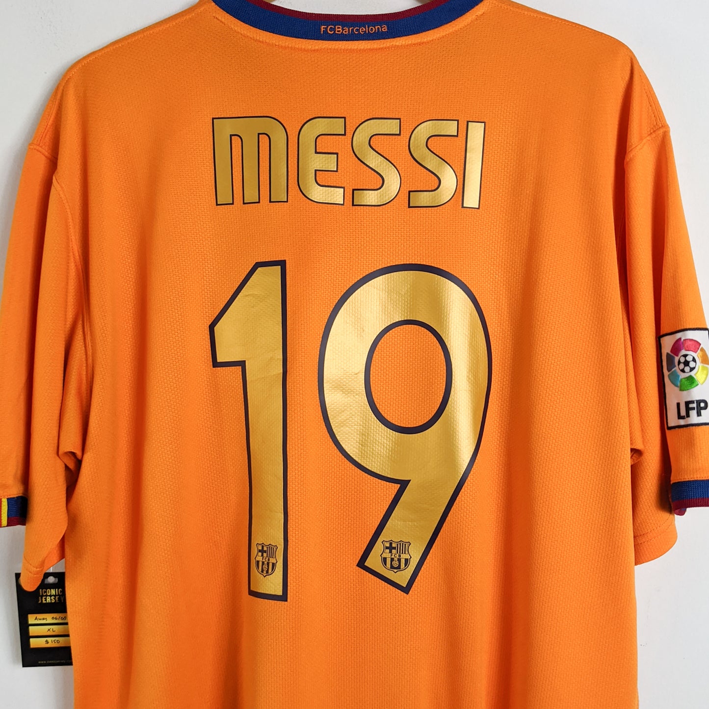 Original Barcelona 2006/08 Away - Messi #19 Size XL