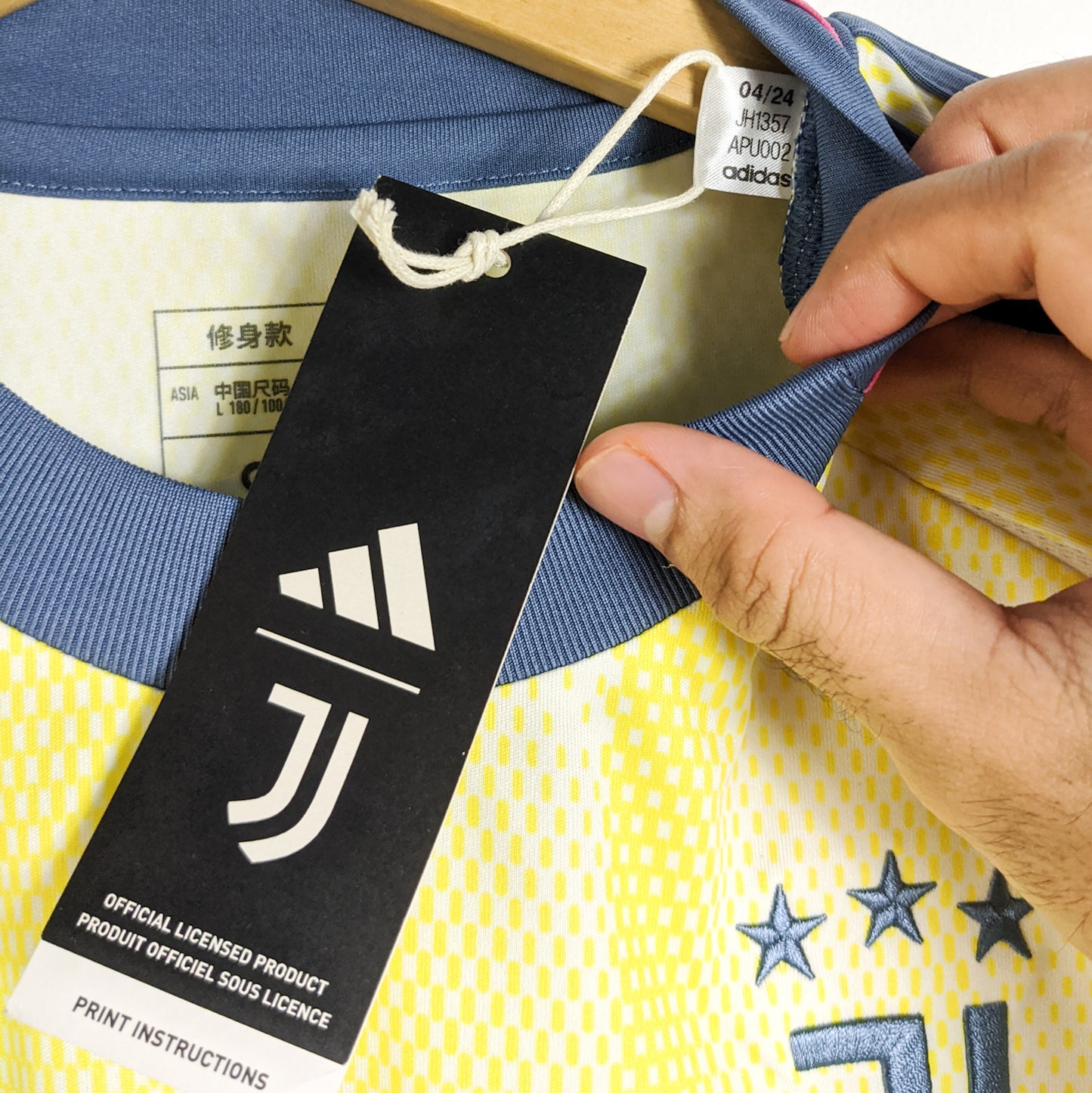 Original Juventus 2024/25 Away - Yildiz #10 Size L fit M (Bnwt)