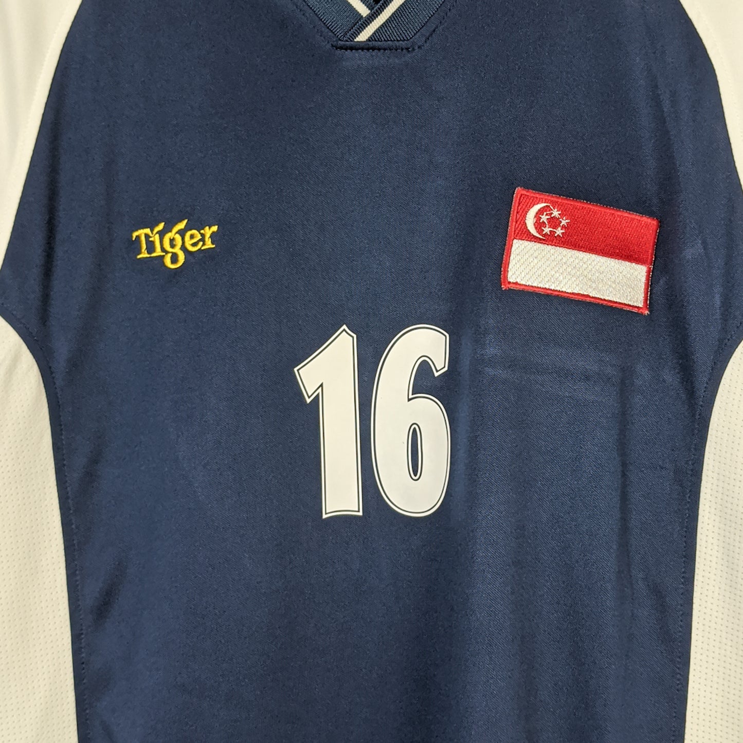 Original Singapore 2004 Away - Bennet #16 Size L