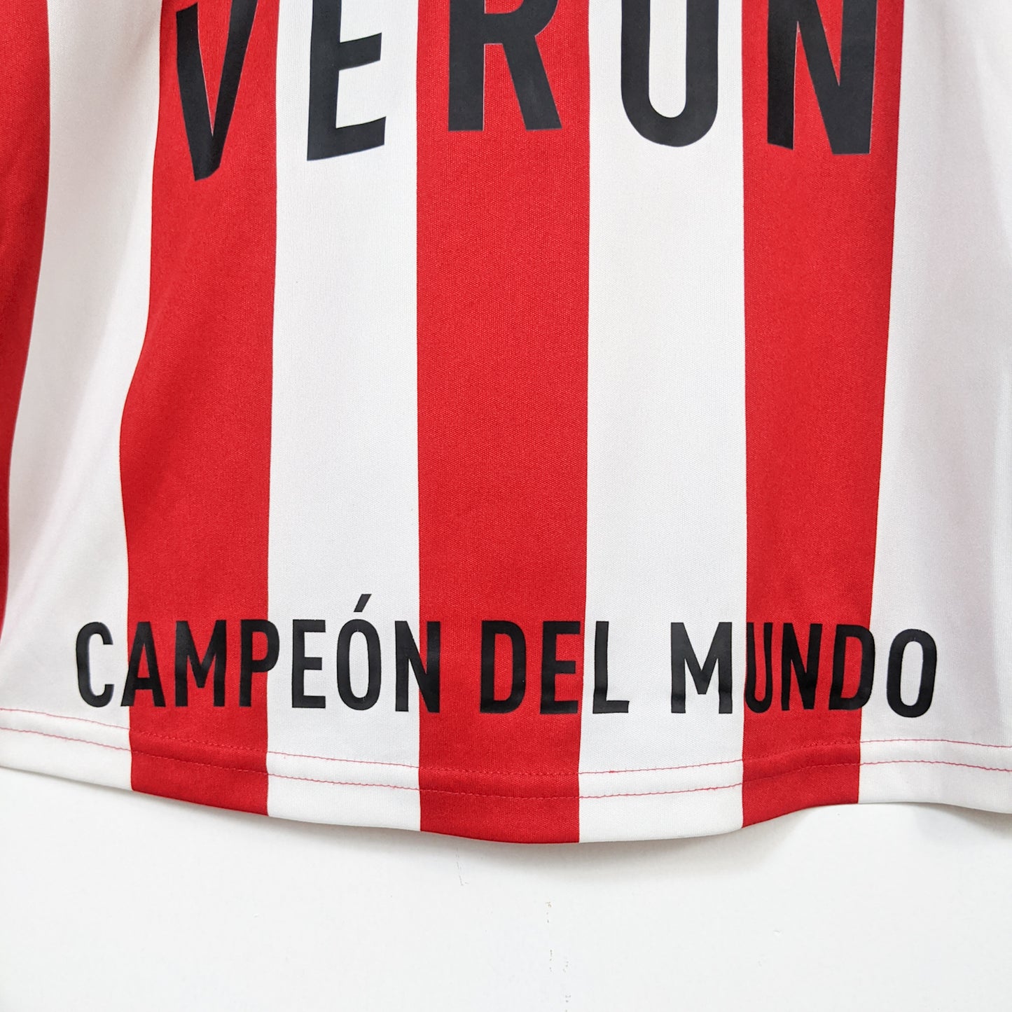 Original Estudiantes 2013/14 Home - Veron #11 Size M (Player Issue)