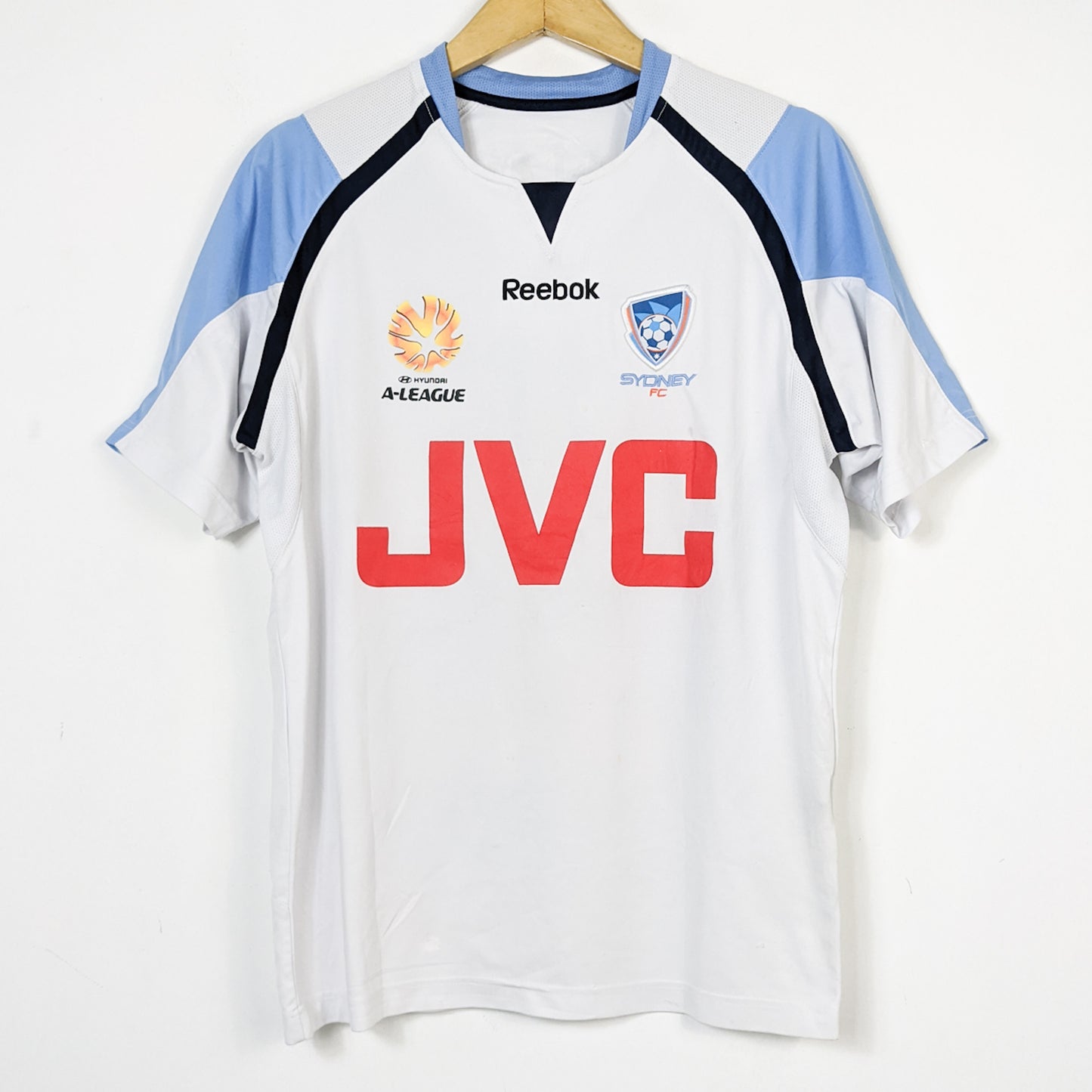 Original Sydney FC 2007/08 Away - Juninho #22 Size M