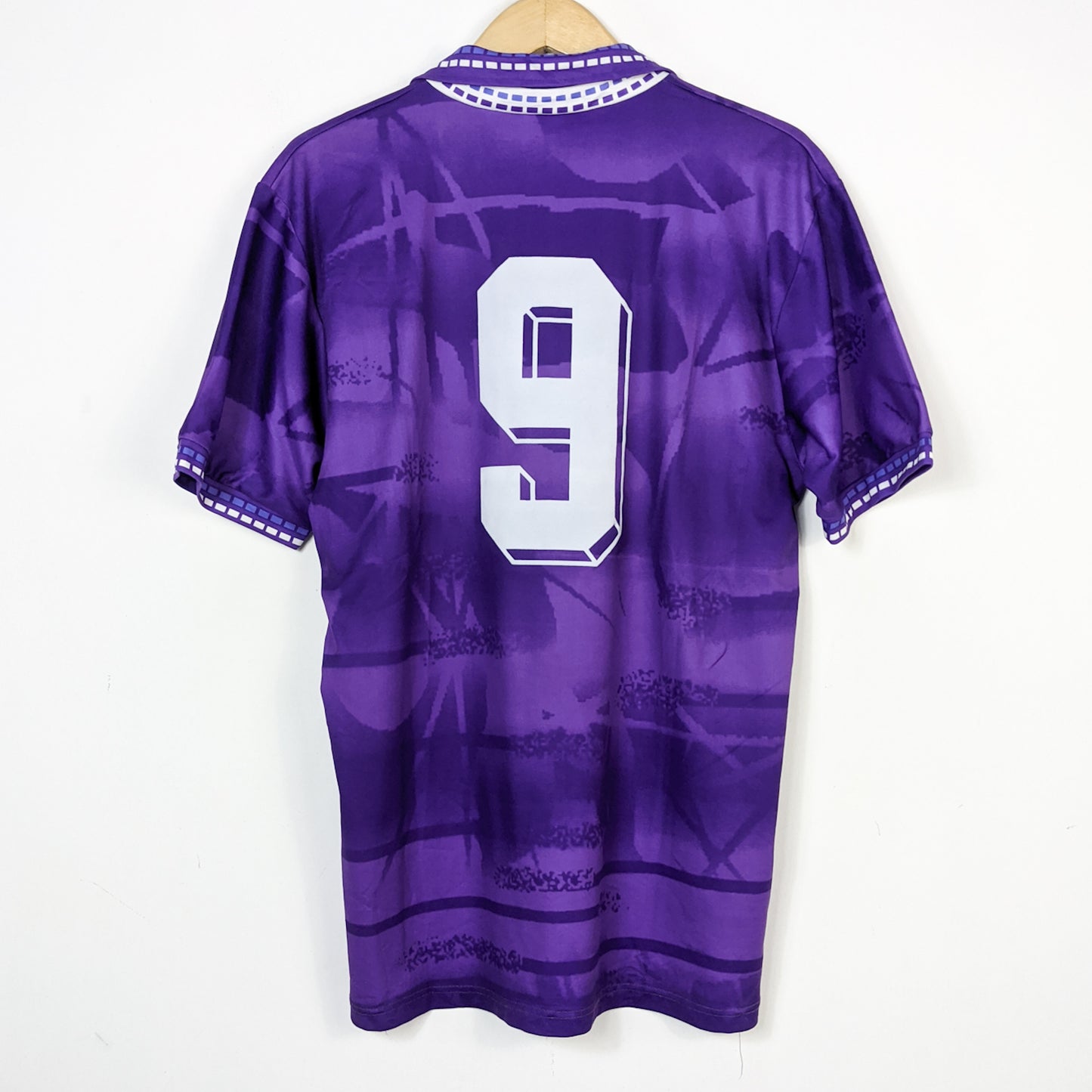 Original Fiorentina 1993/94 Home - Batistuta #9 Size L fit M