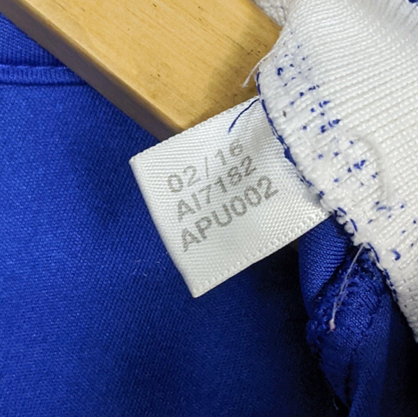 Original Chelsea 2016/17 Home - Hazard #10 Size L
