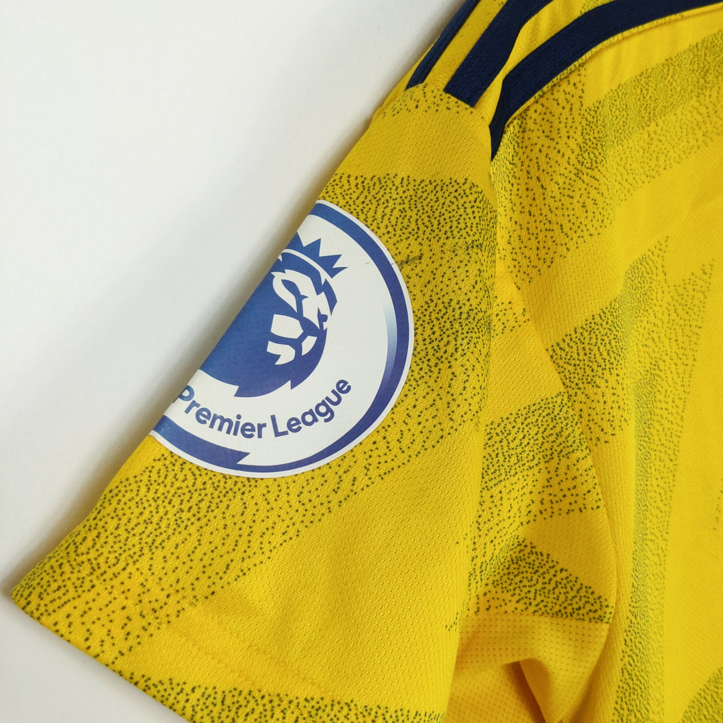 Original Arsenal 2019/20 Away - Ozil #10 Size M
