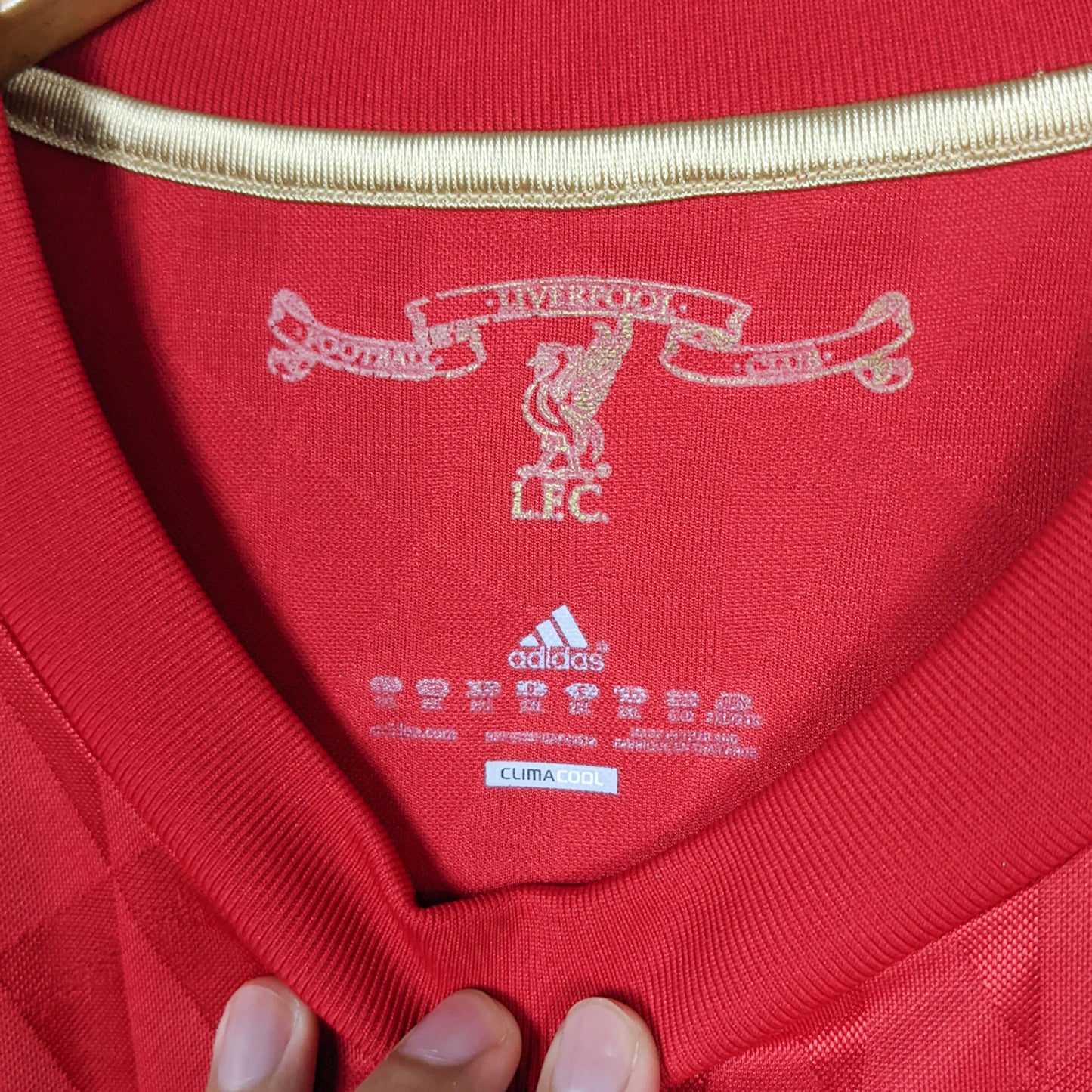 Original Liverpool 2010/12 Home - Suarez #7 Size XXL (Long Sleeve)