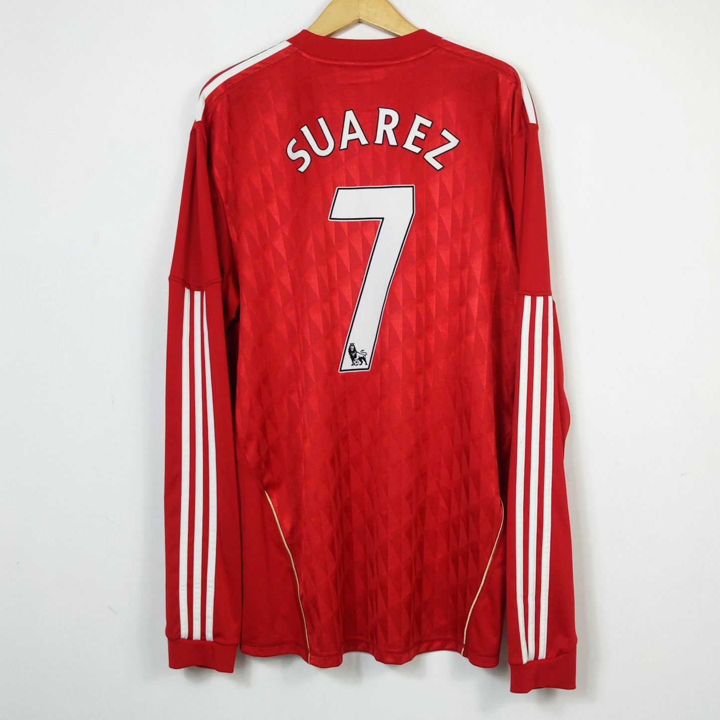 Original Liverpool 2010/12 Home - Suarez #7 Size XXL (Long Sleeve)