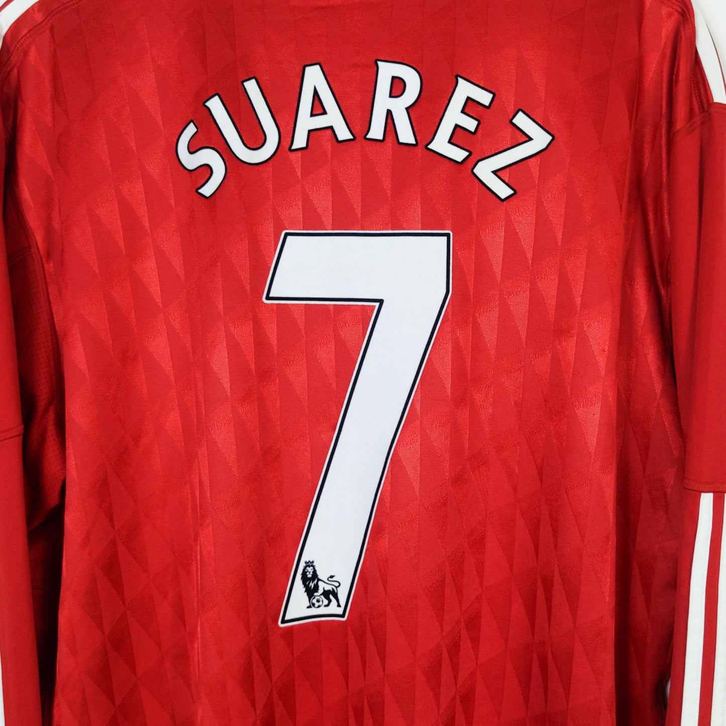 Original Liverpool 2010/12 Home - Suarez #7 Size XXL (Long Sleeve)