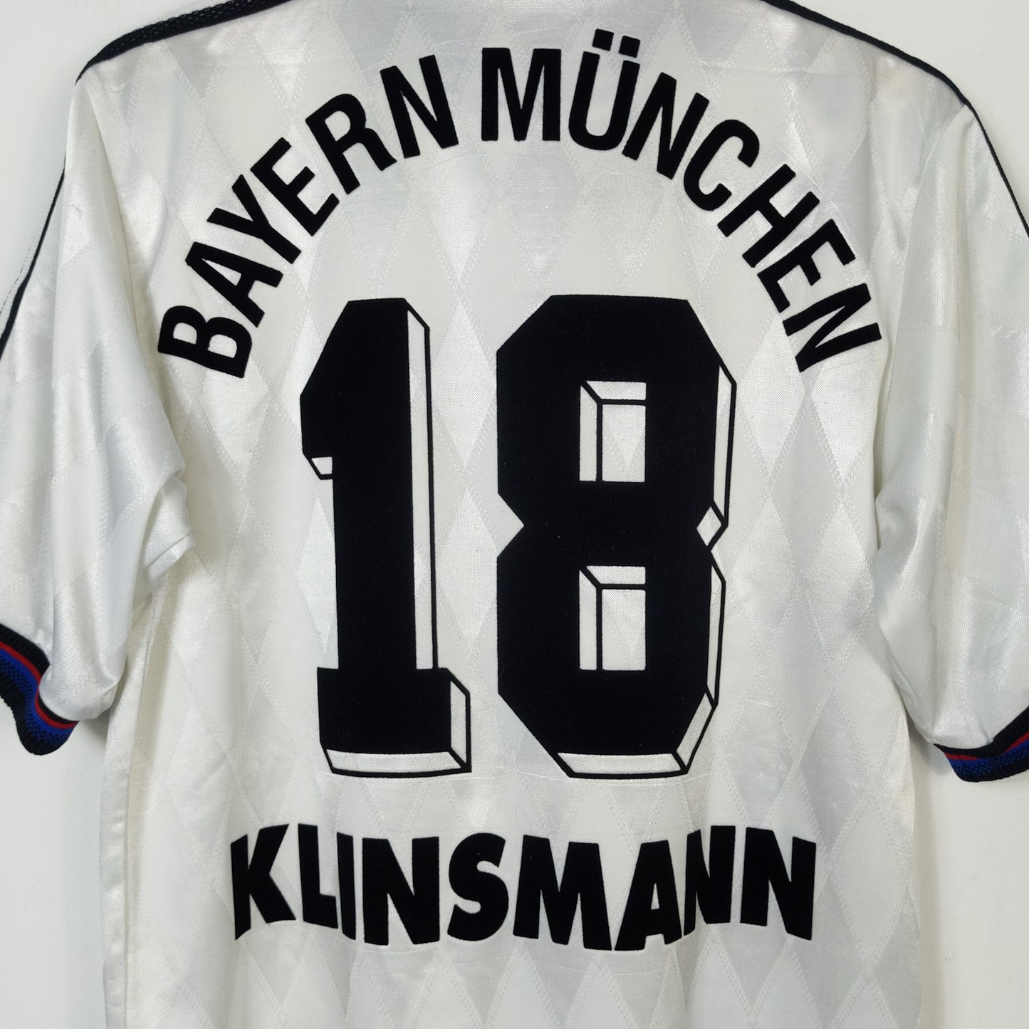 Original Bayern Munchen 1996/98 Away - Klinsmann #18 Size M