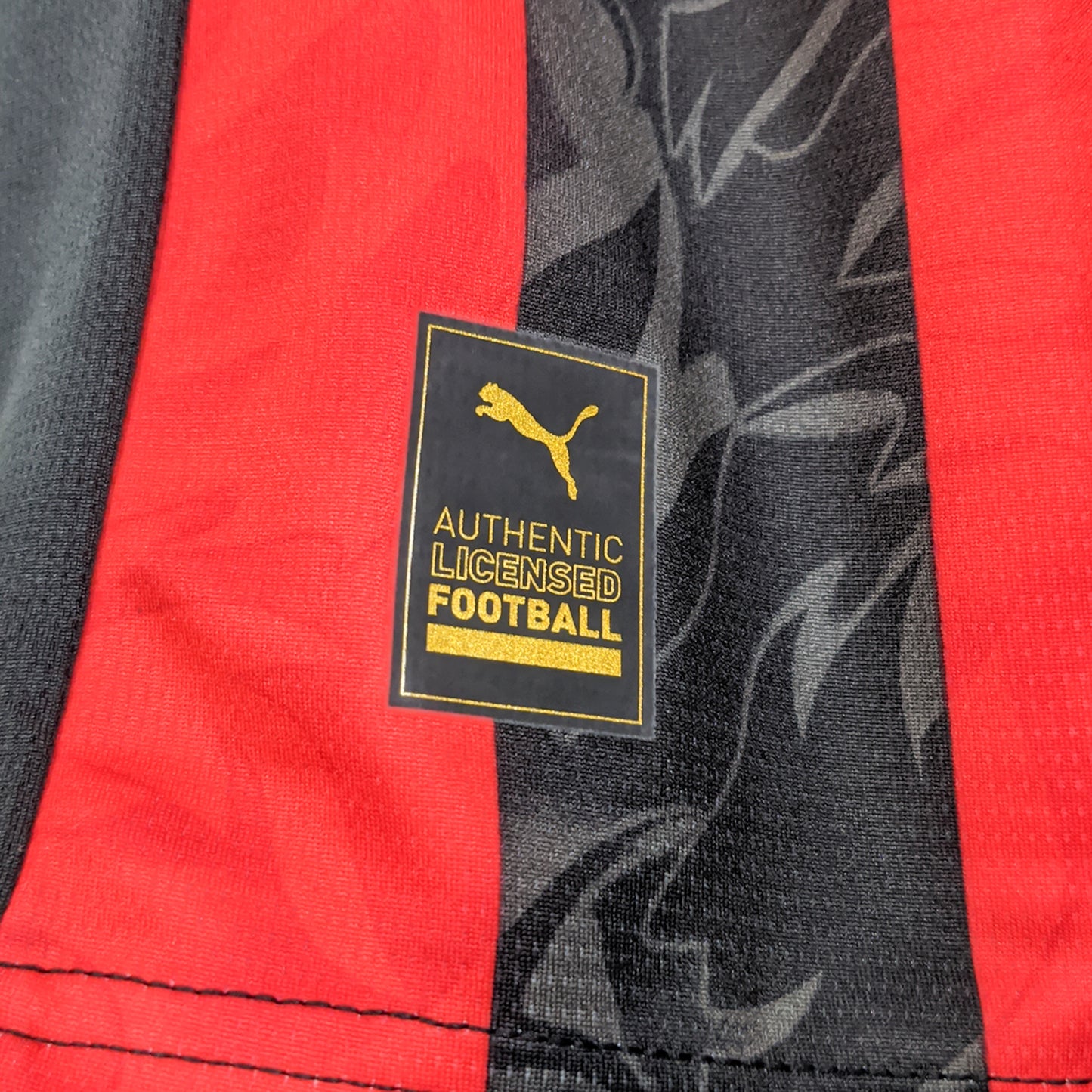 Original AC Milan 2025/26 Home - Modric #14 Size XL (Bnwt)