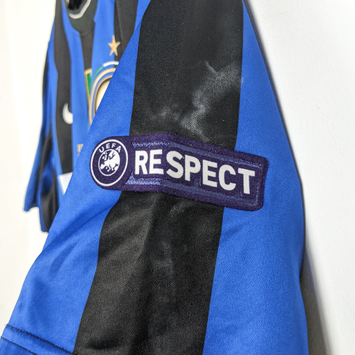 Original Inter Milan 2009/10 Home - Milito #22 Size M (Basic/Stadium Version)