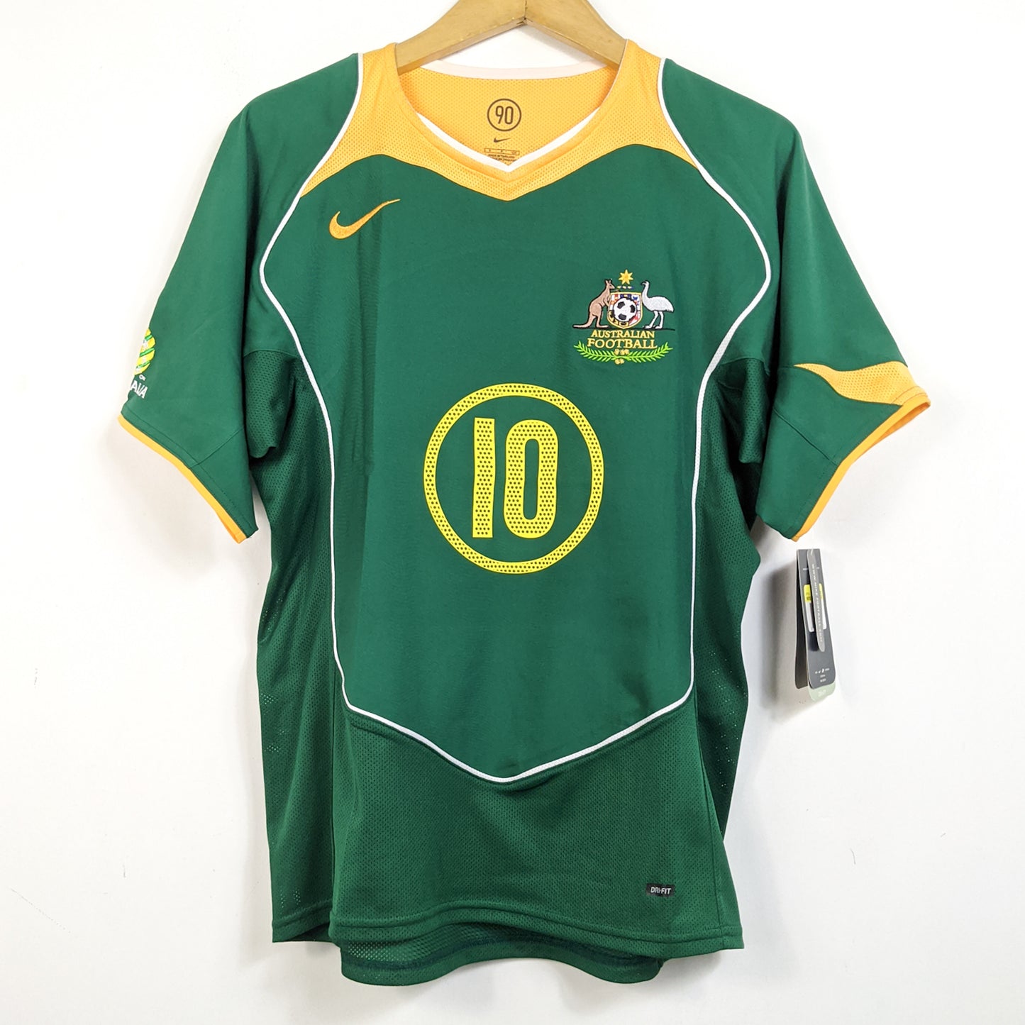Original Australia 2005 Away - Kewell #10 Size S (Bnwt)