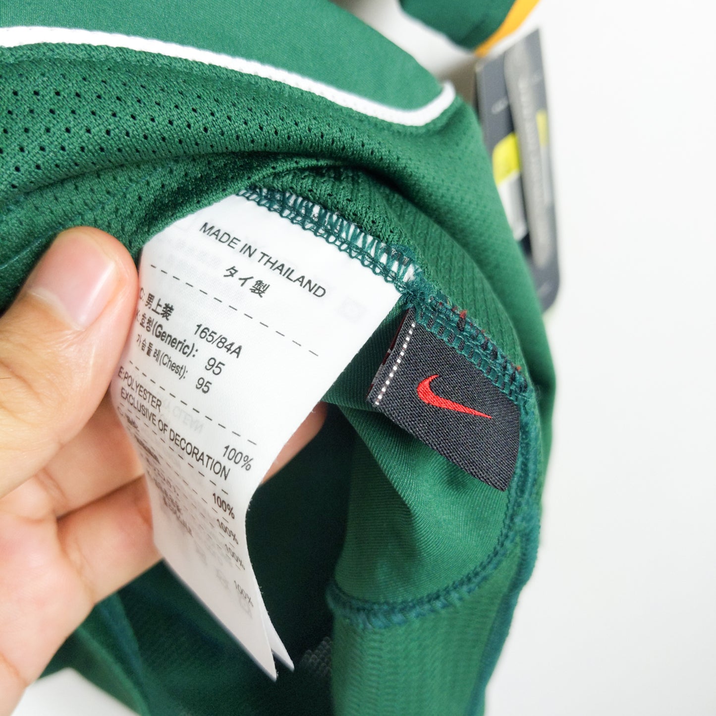 Original Australia 2005 Away - Kewell #10 Size S (Bnwt)