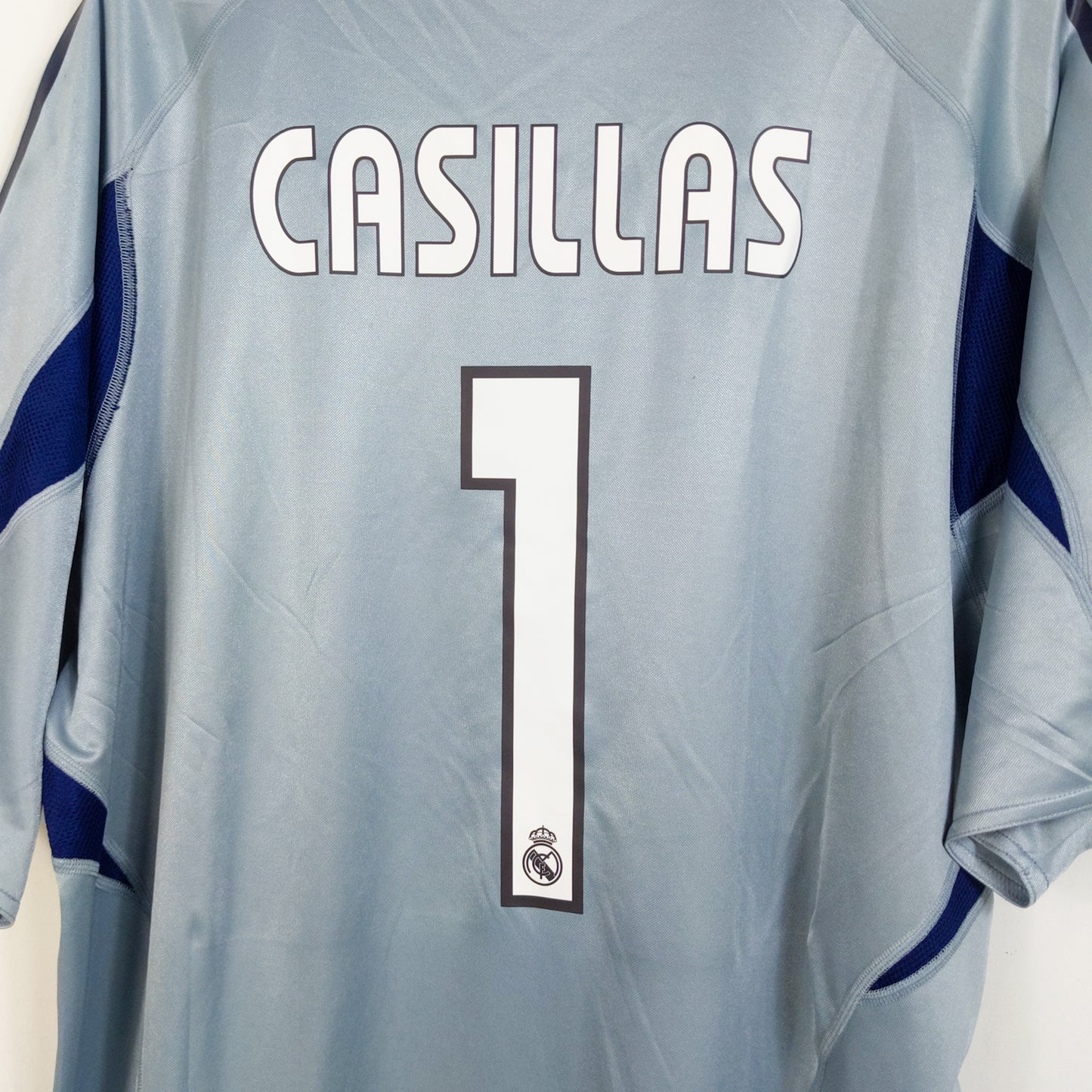 Original Real Madrid 2004/05 GK - Casillas #1 Size XL
