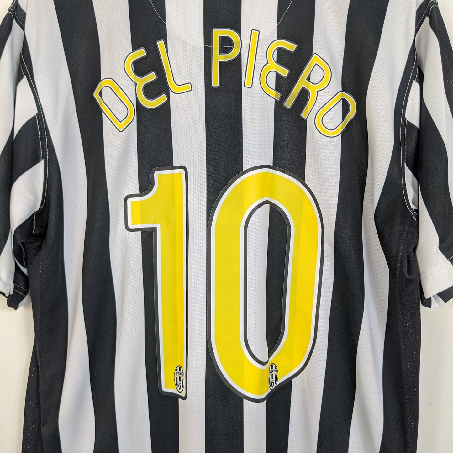 Original Juventus 2006/07 Home - Del Piero #19 Size L (Bnwt)