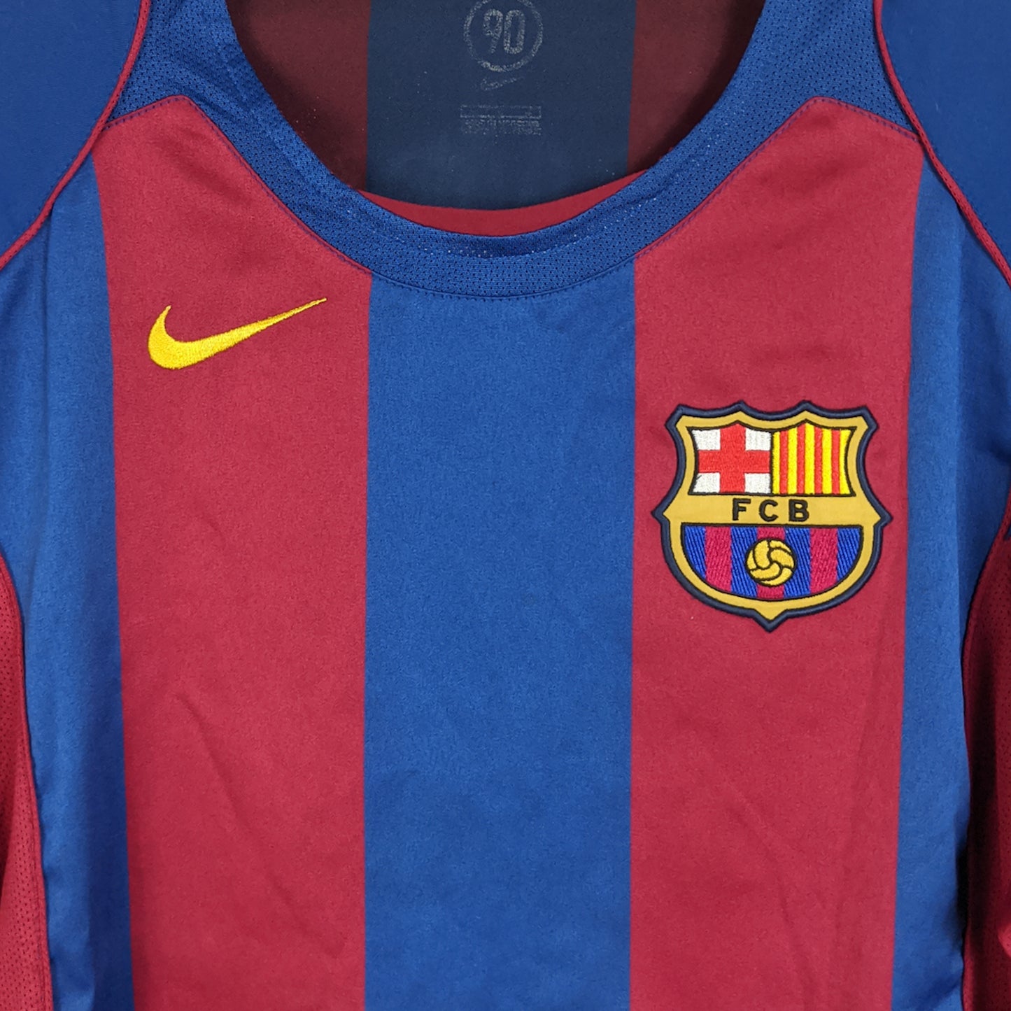 Original Barcelona 2004/05 Home - Ronaldinho #10 Size L