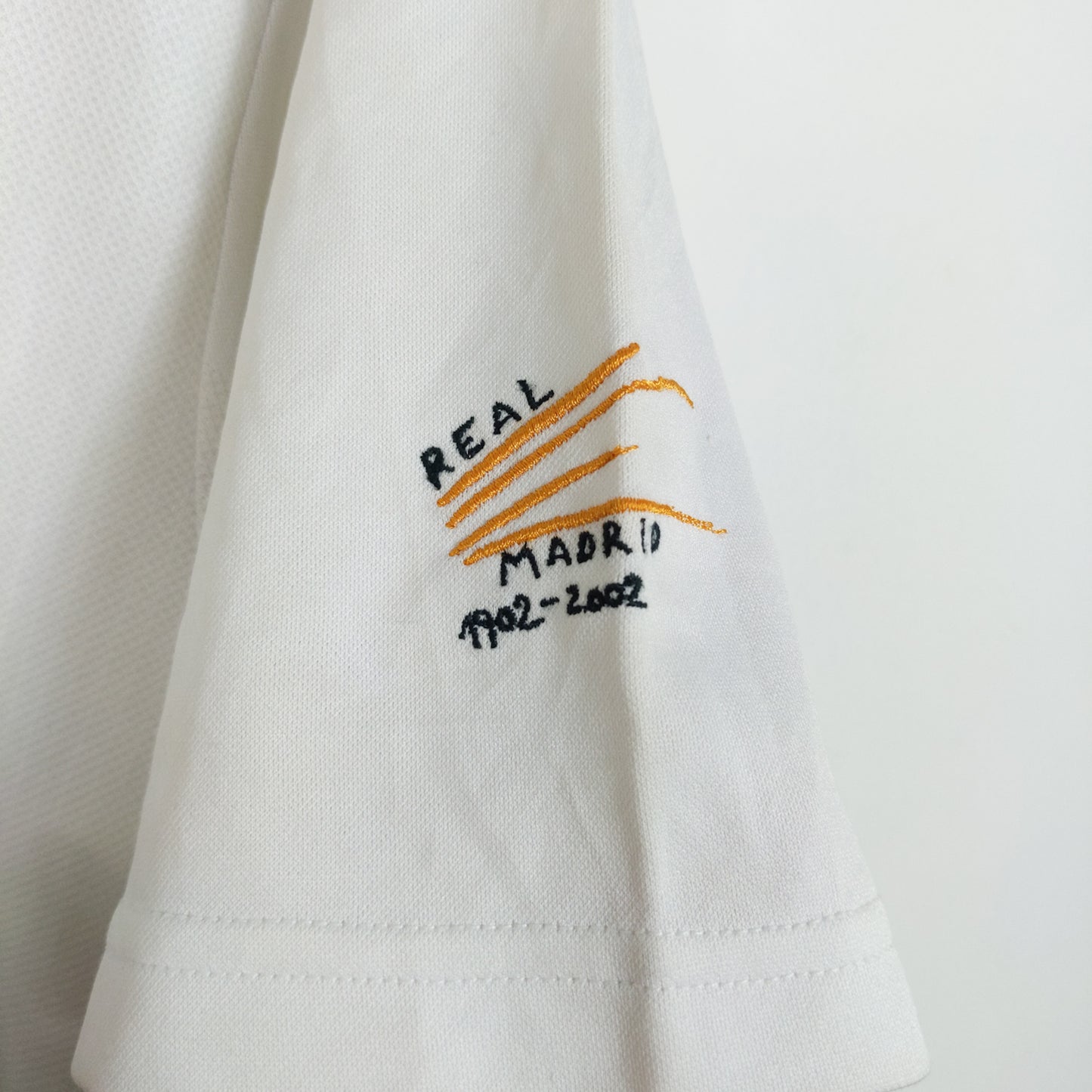 Original Real Madrid 2002/03 Home - Raul #7 Size M