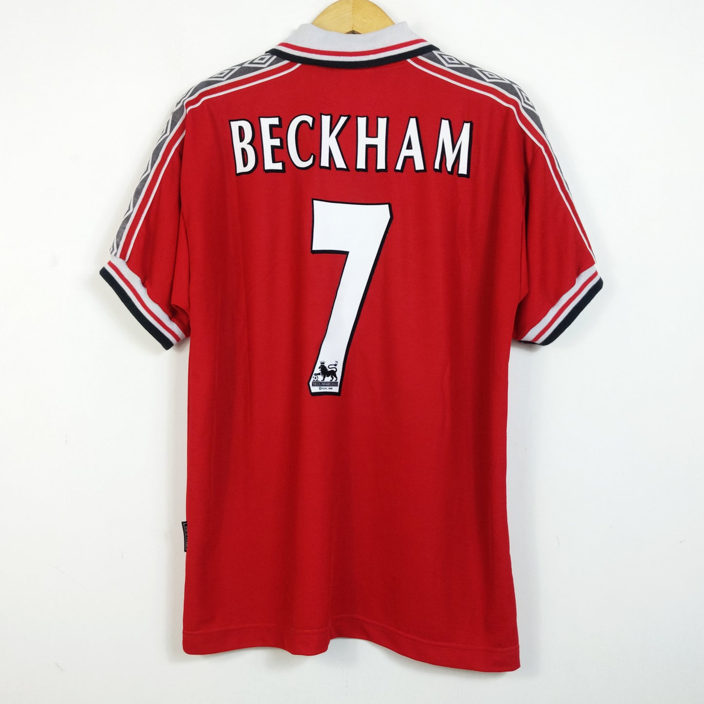 Original Manchester United 1998/00 Home - Beckham #7 Size fit L