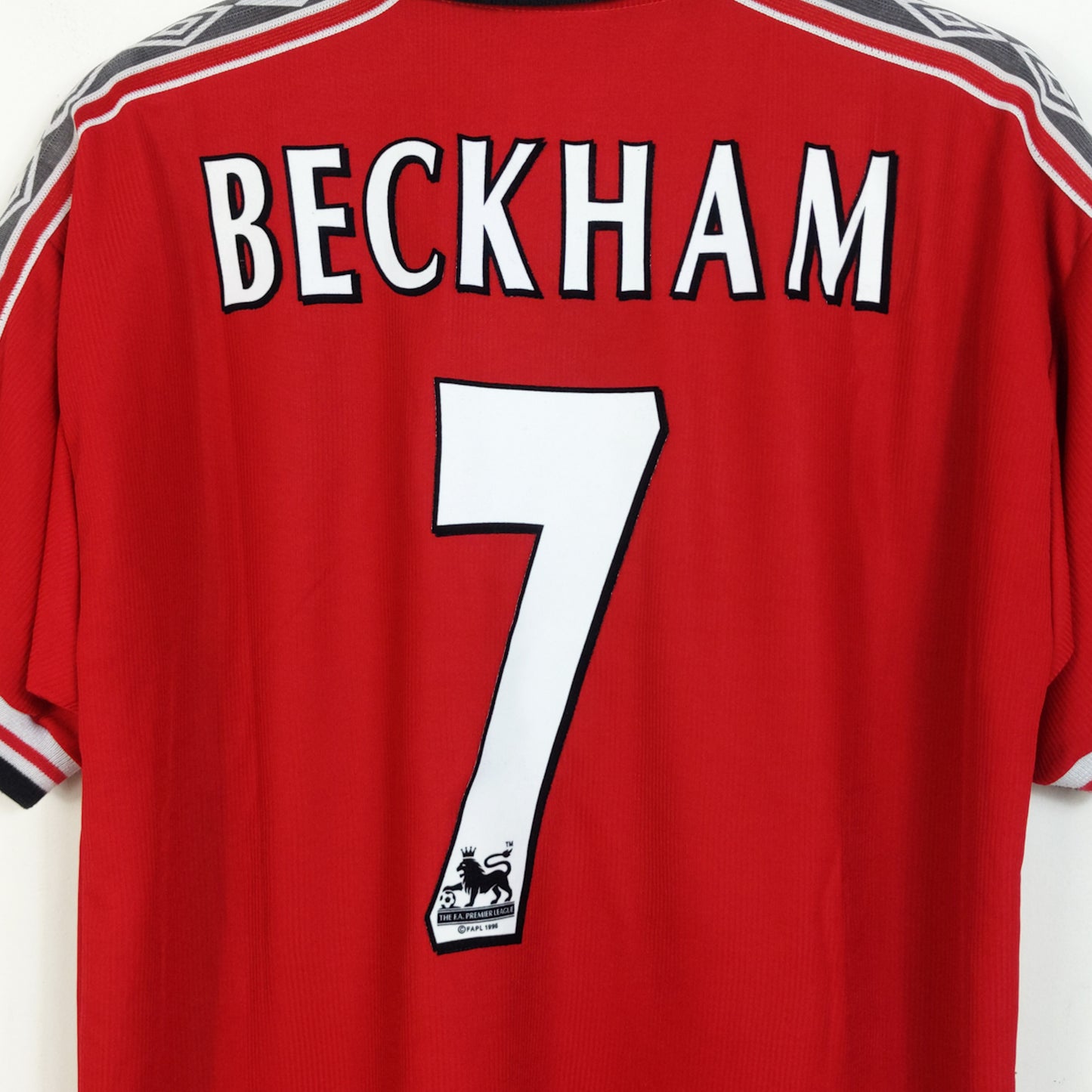 Original Manchester United 1998/00 Home - Beckham #7 Size fit L