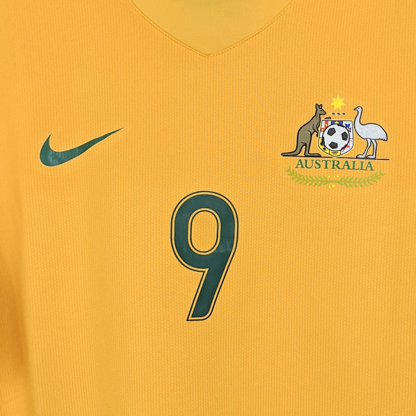 Original Australia 2008/10 Home - Viduka #9 Size L (Wrong Nameset)