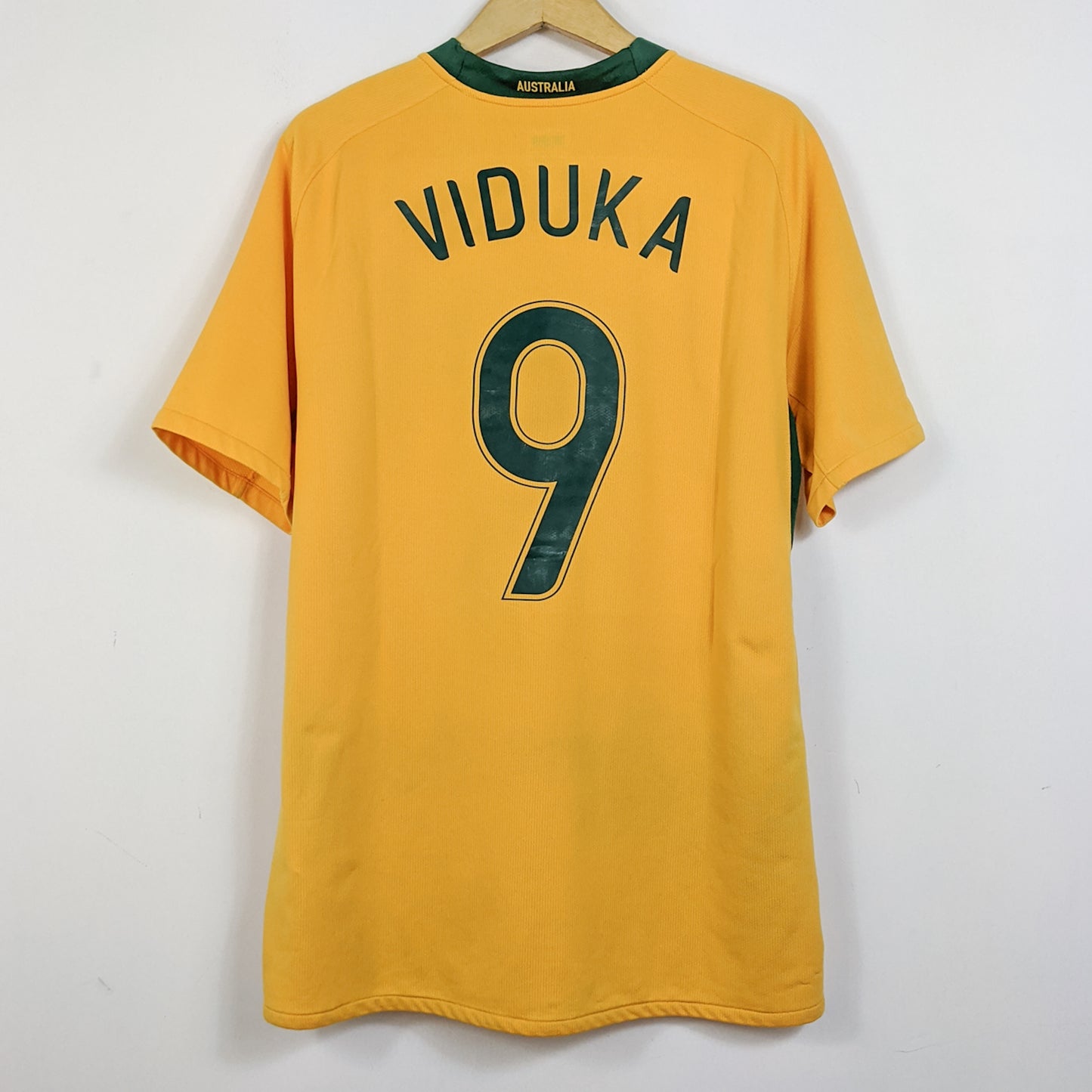 Original Australia 2008/10 Home - Viduka #9 Size L (Wrong Nameset)