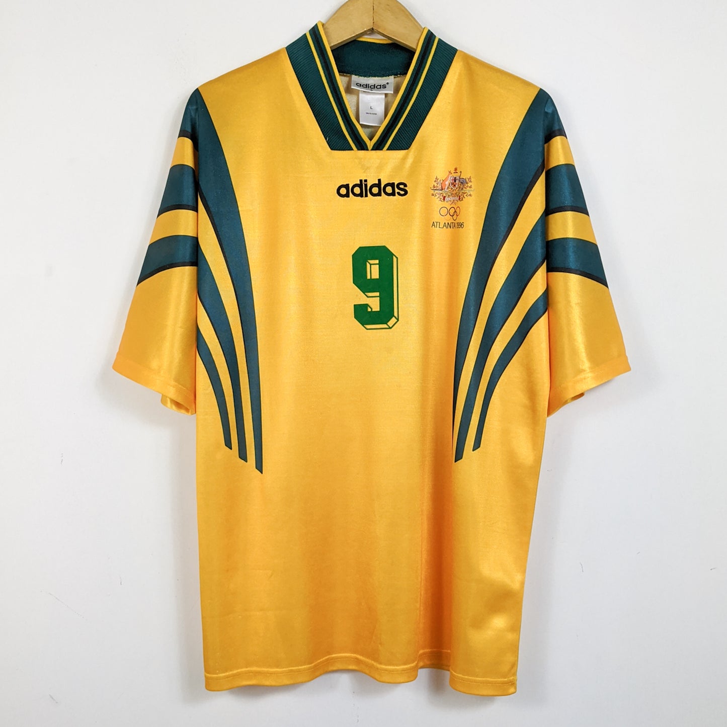 Original Australia 1996 Home - VIduka #9 Size L (Template)
