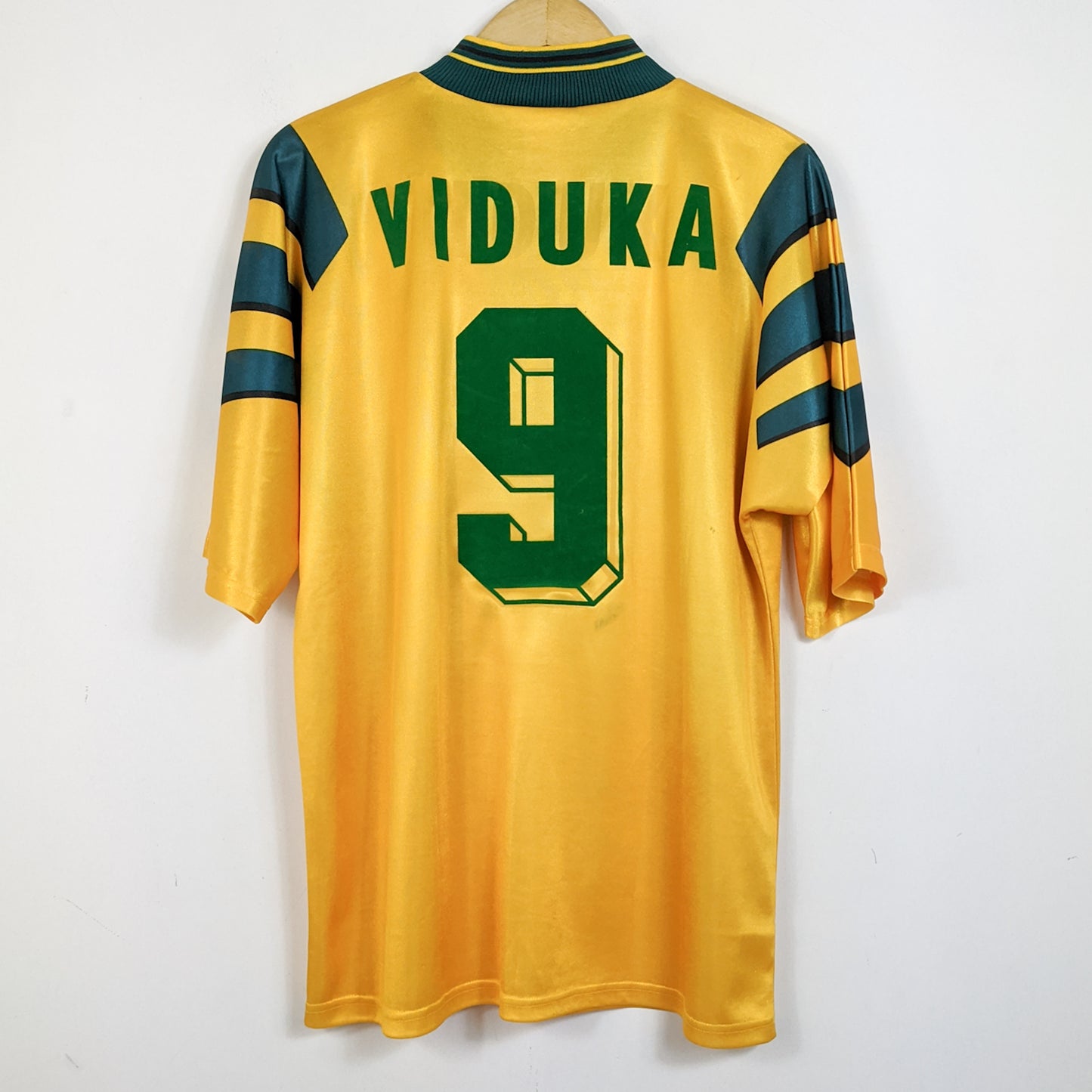 Original Australia 1996 Home - VIduka #9 Size L (Template)