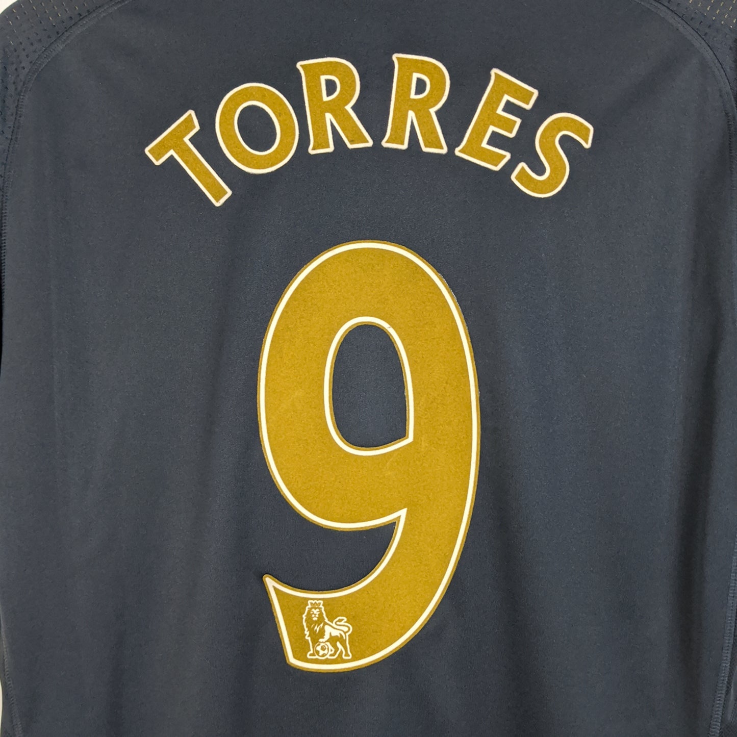 Original Liverpool 2009/10 Away - Torres #9 Size L