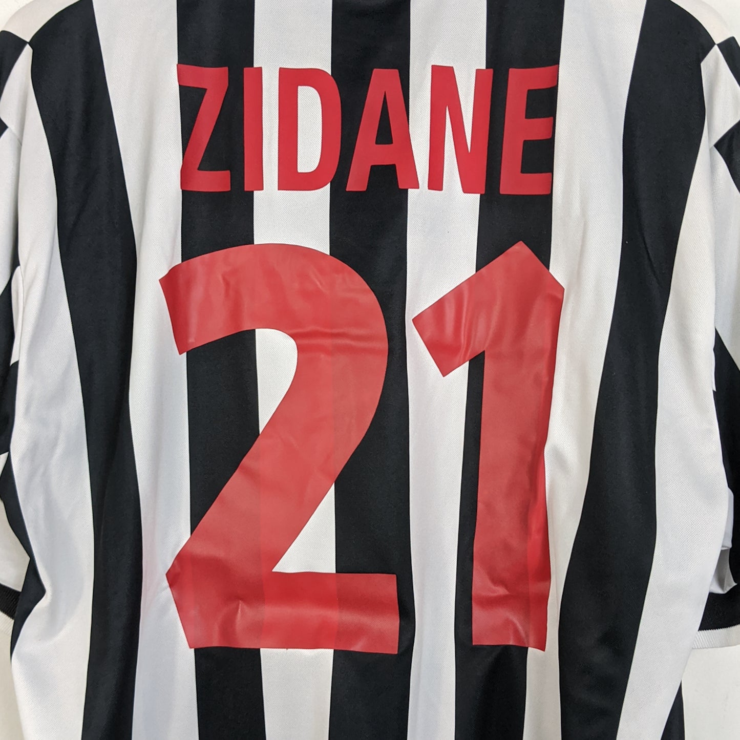 Original Juventus 1998/99 Home - Zidane #21 Size XL