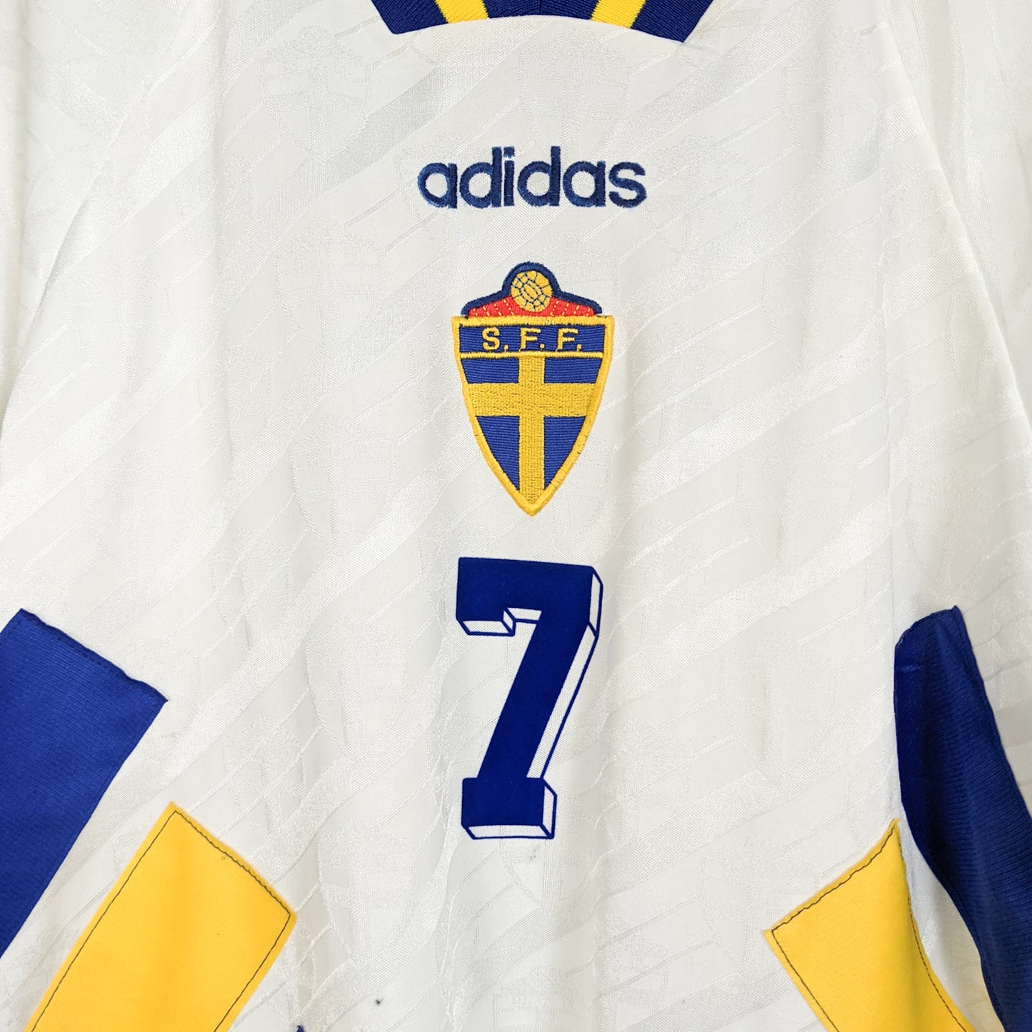 Original Sweden 1994/96 Away - Larsson #7 Size L