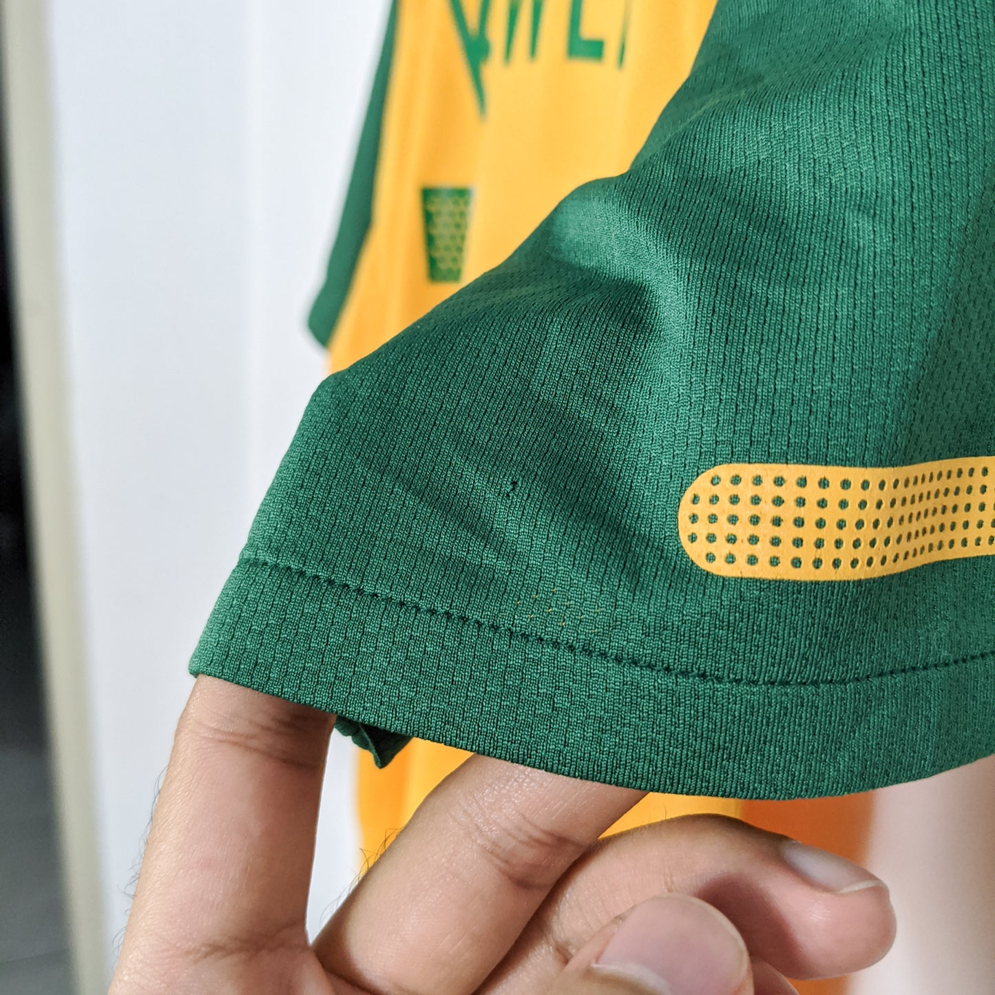 Original Australia 2010/11 Home - Kewell #10 Size M