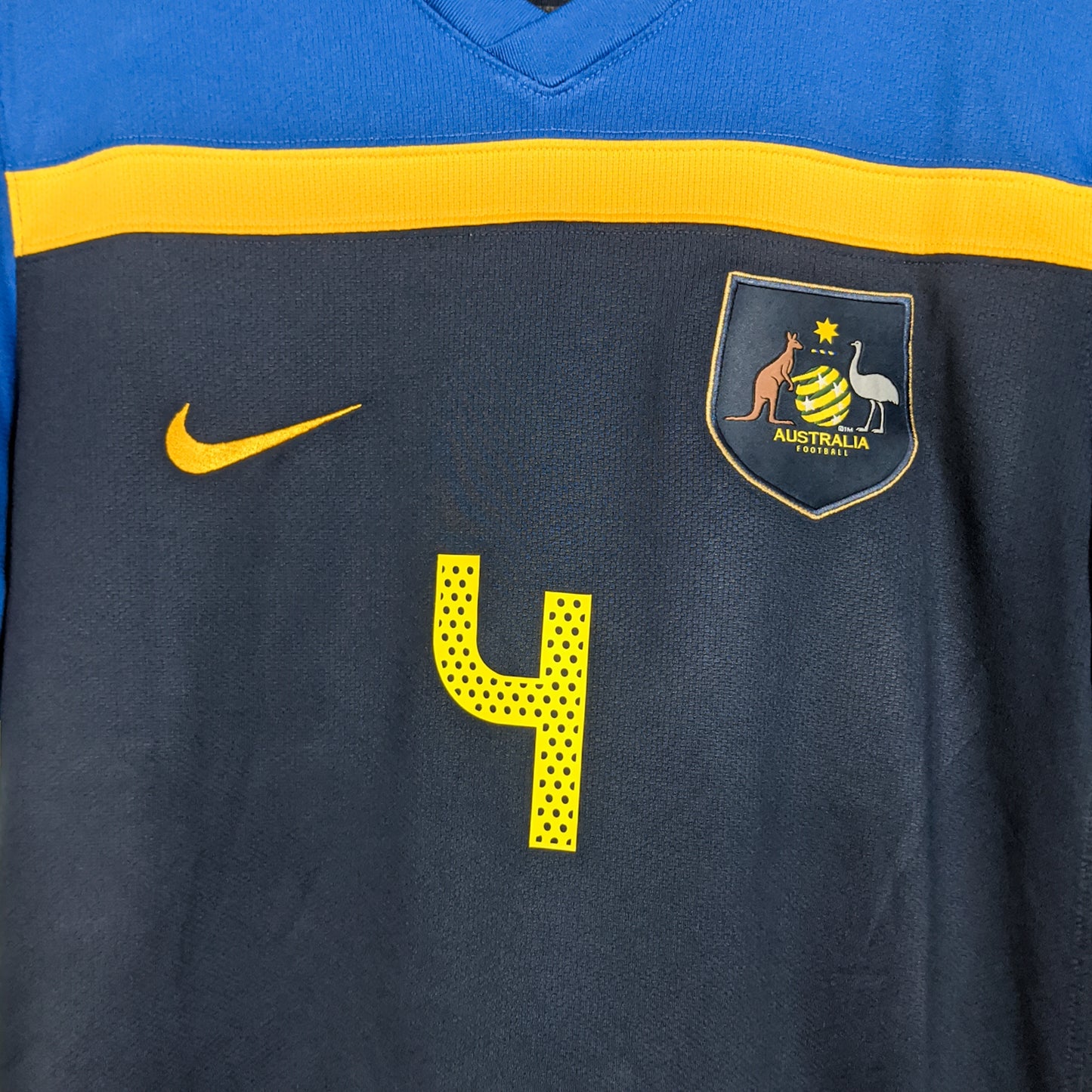 Original Australia 2010/11 Away - Cahill #4 Size L