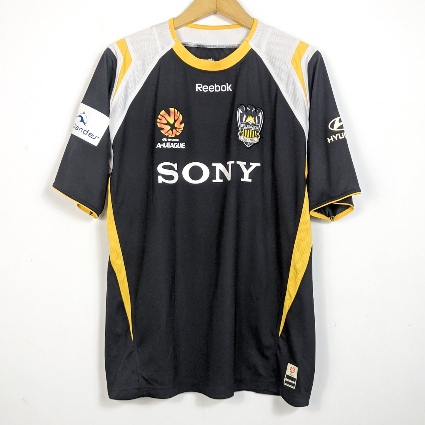 Original Wellington Phoenix 2007/09 Home - Smeltz #9 Size L