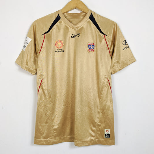 Original Newcastle Jets 2008 Home - Milligan #26 Size S