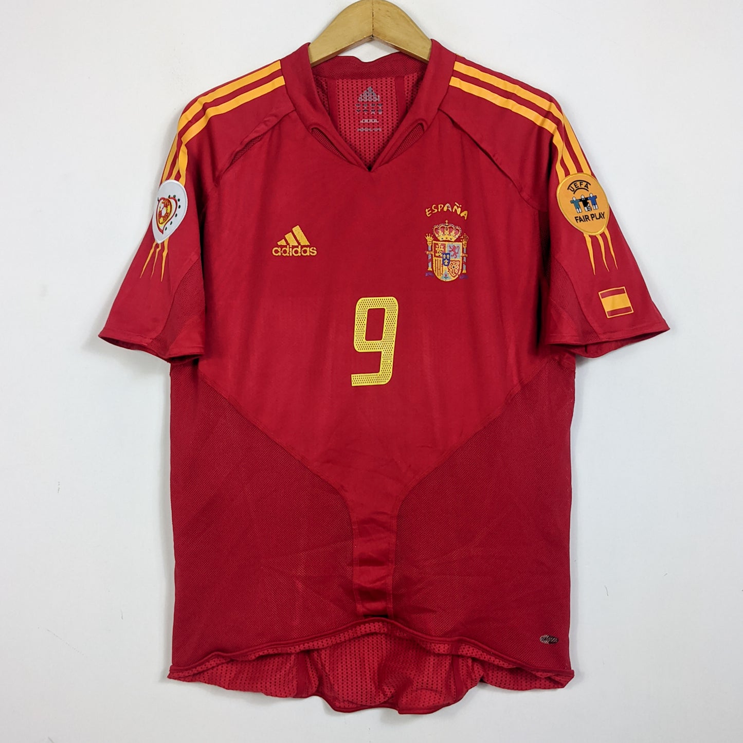 Original Spain 2004 Home - Torres #9 Size L (Player Issue)