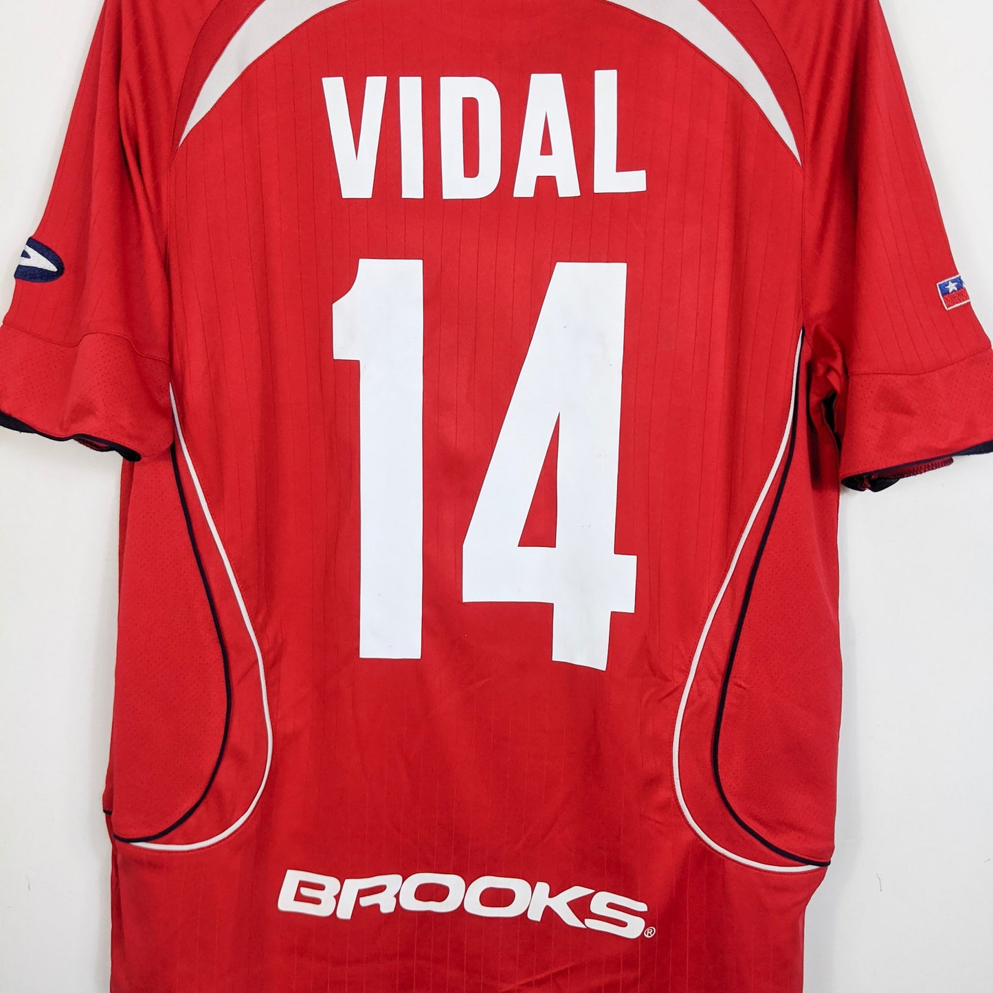 Original Chile 2007/09 Home - Vidal #14 Size M